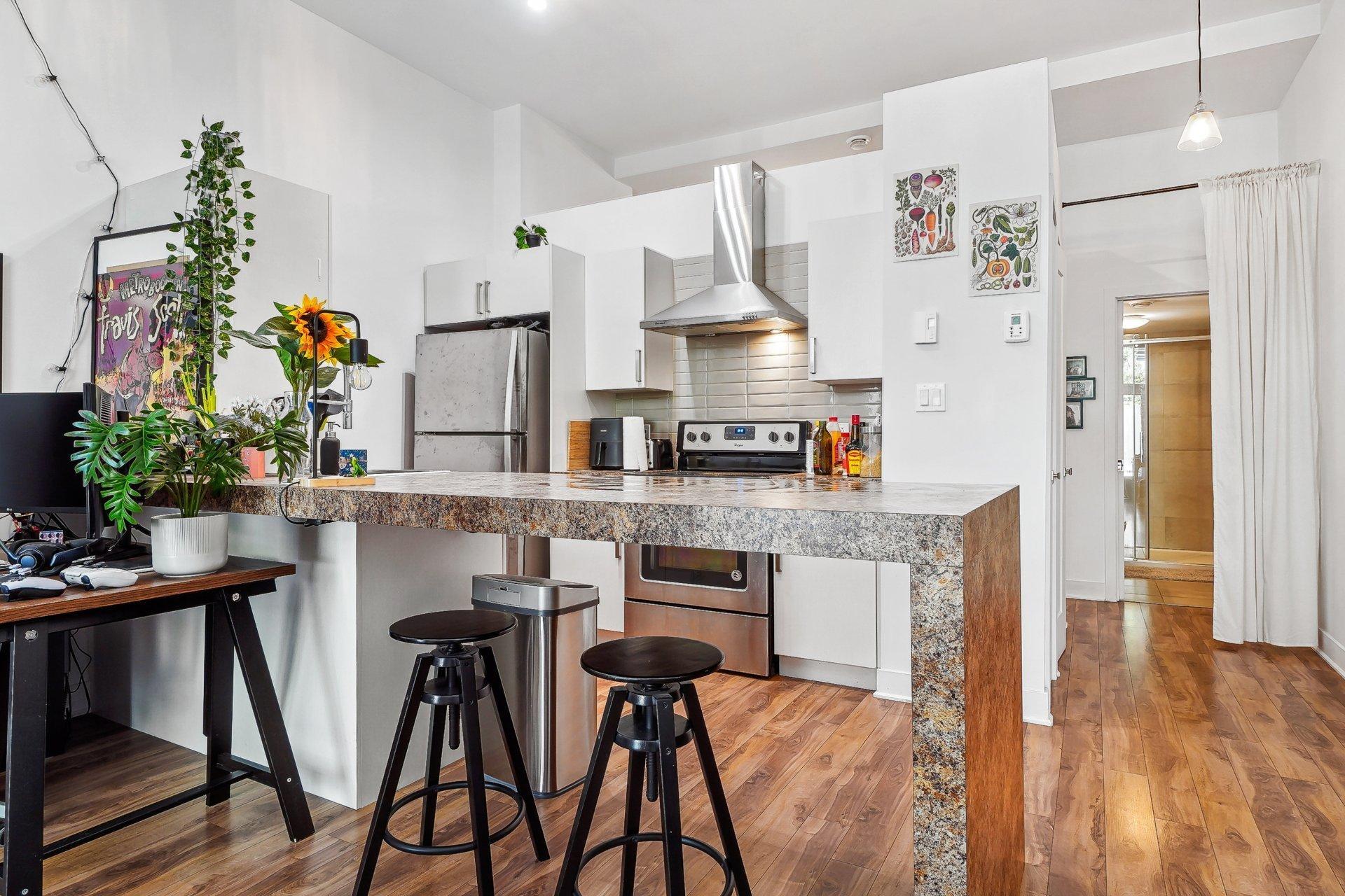 









4755


Av. Papineau

, 103,
Montréal (Le Plateau-Mont-Royal),




QC
H2H1V4

