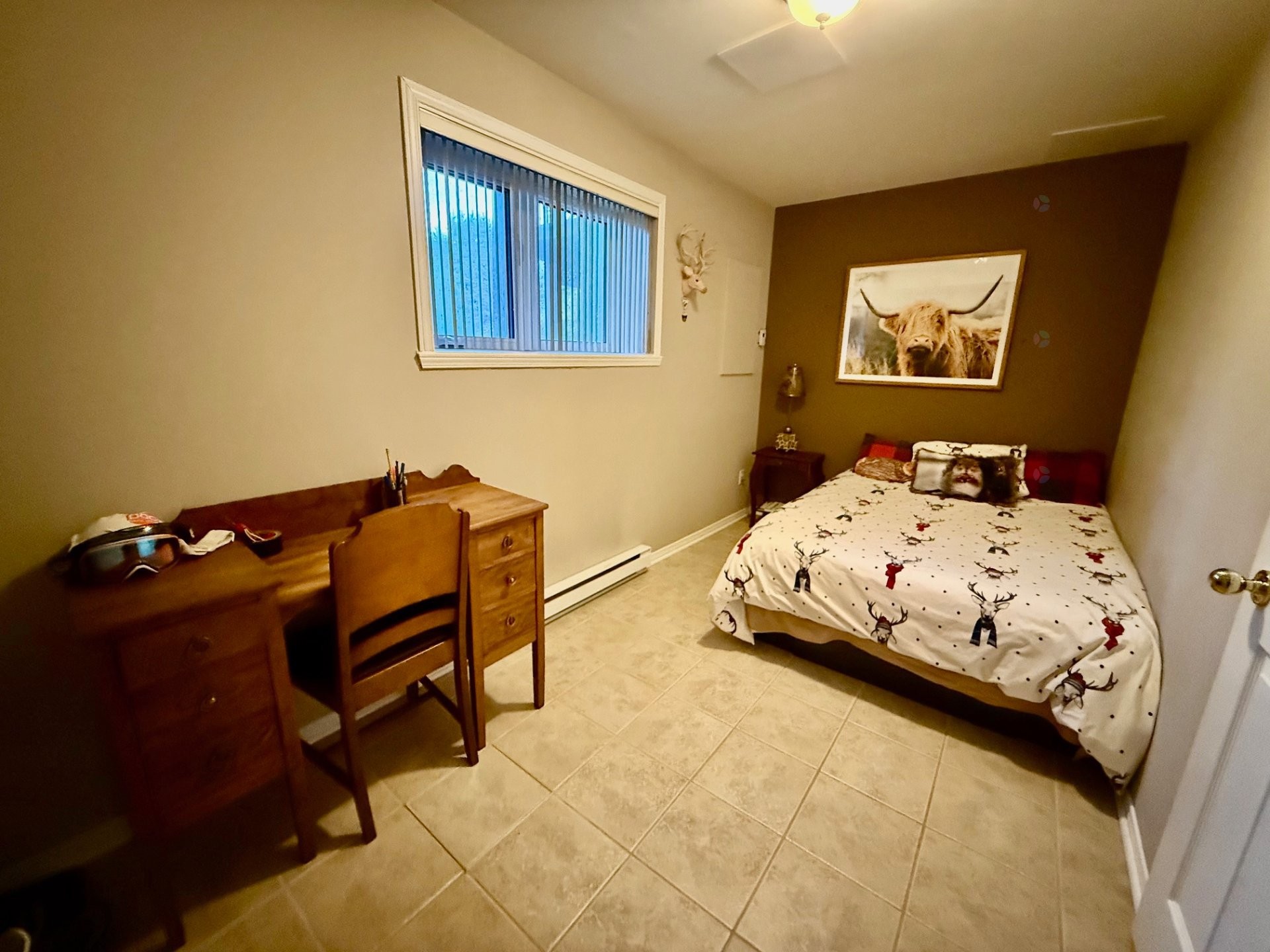 









167


Av. St-Denis

,
Saint-Sauveur,




QC
J0R1R3

