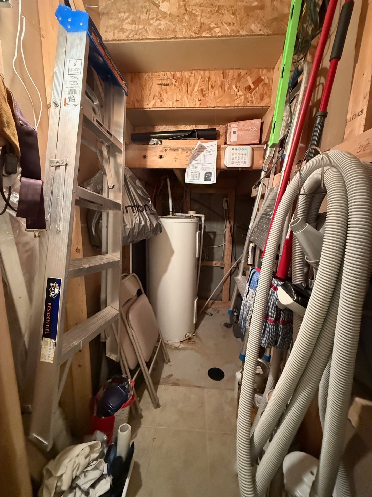 









167


Av. St-Denis

,
Saint-Sauveur,




QC
J0R1R3

