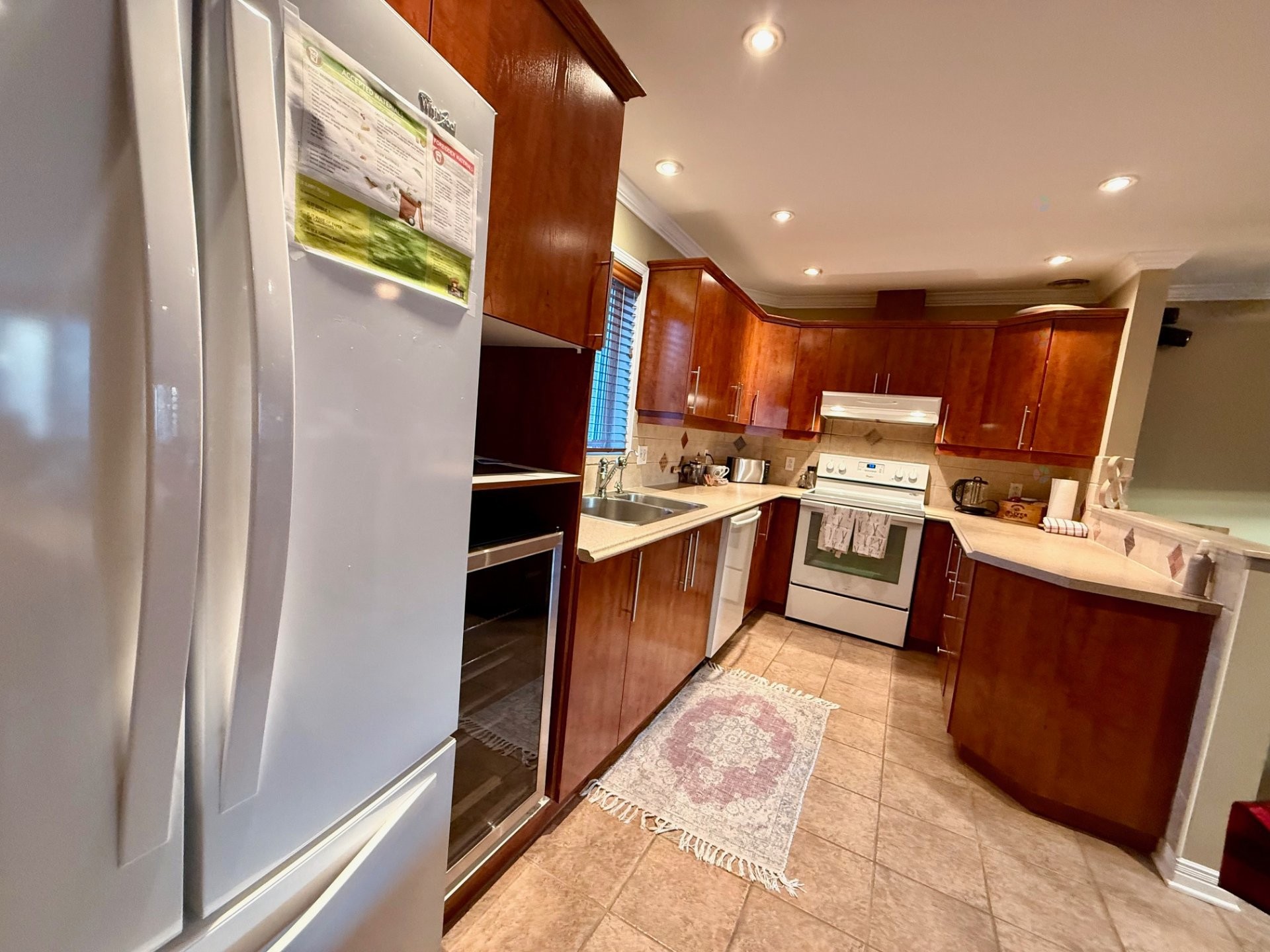 









167


Av. St-Denis

,
Saint-Sauveur,




QC
J0R1R3

