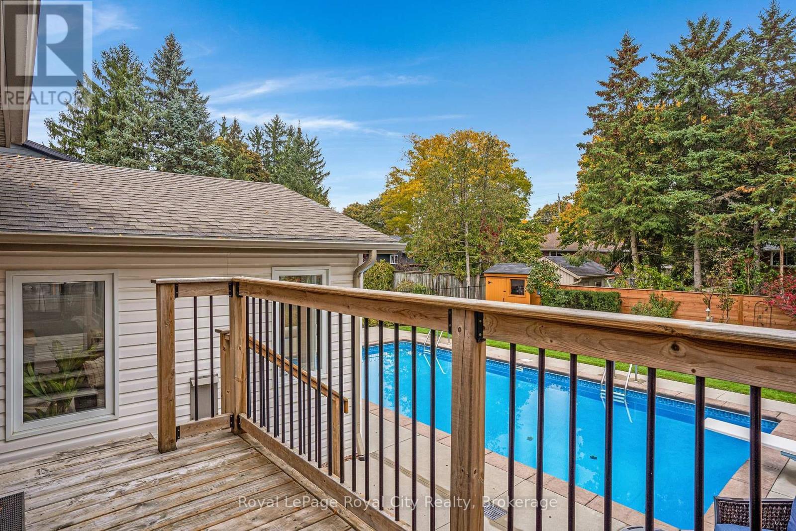 












31 LAMBERT CRESCENT

,
Guelph (Dovercliffe Park/Old University),




Ontario
N1G2R4

