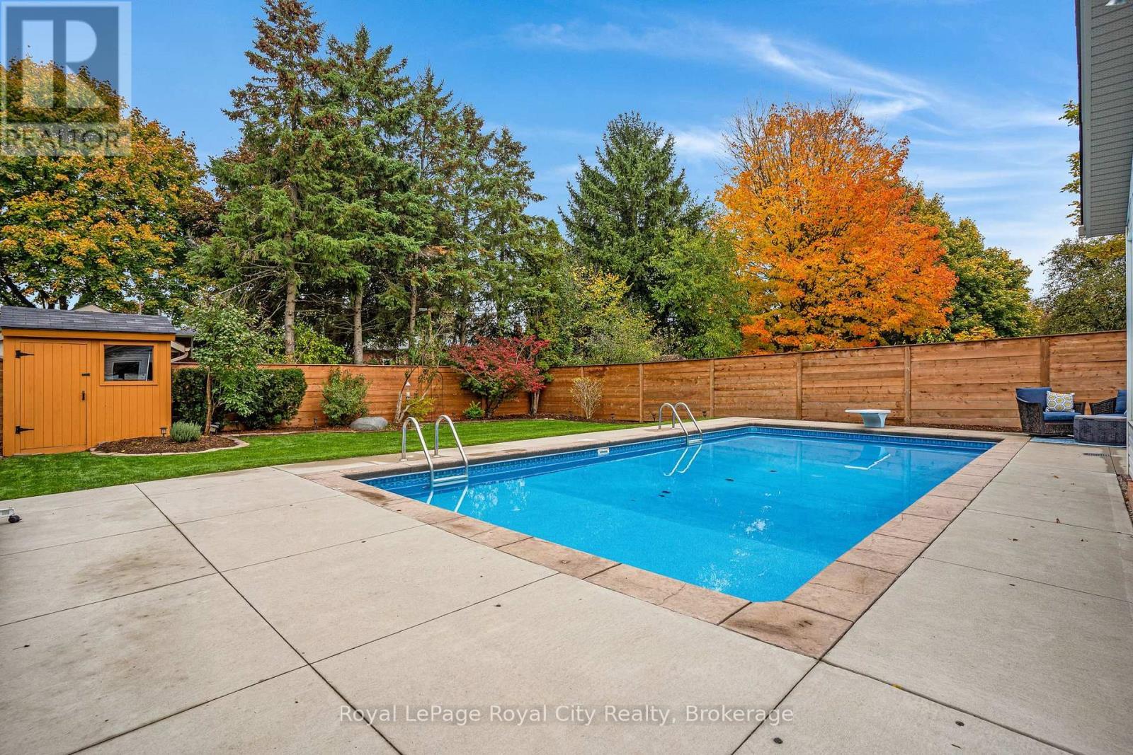 












31 LAMBERT CRESCENT

,
Guelph (Dovercliffe Park/Old University),




Ontario
N1G2R4

