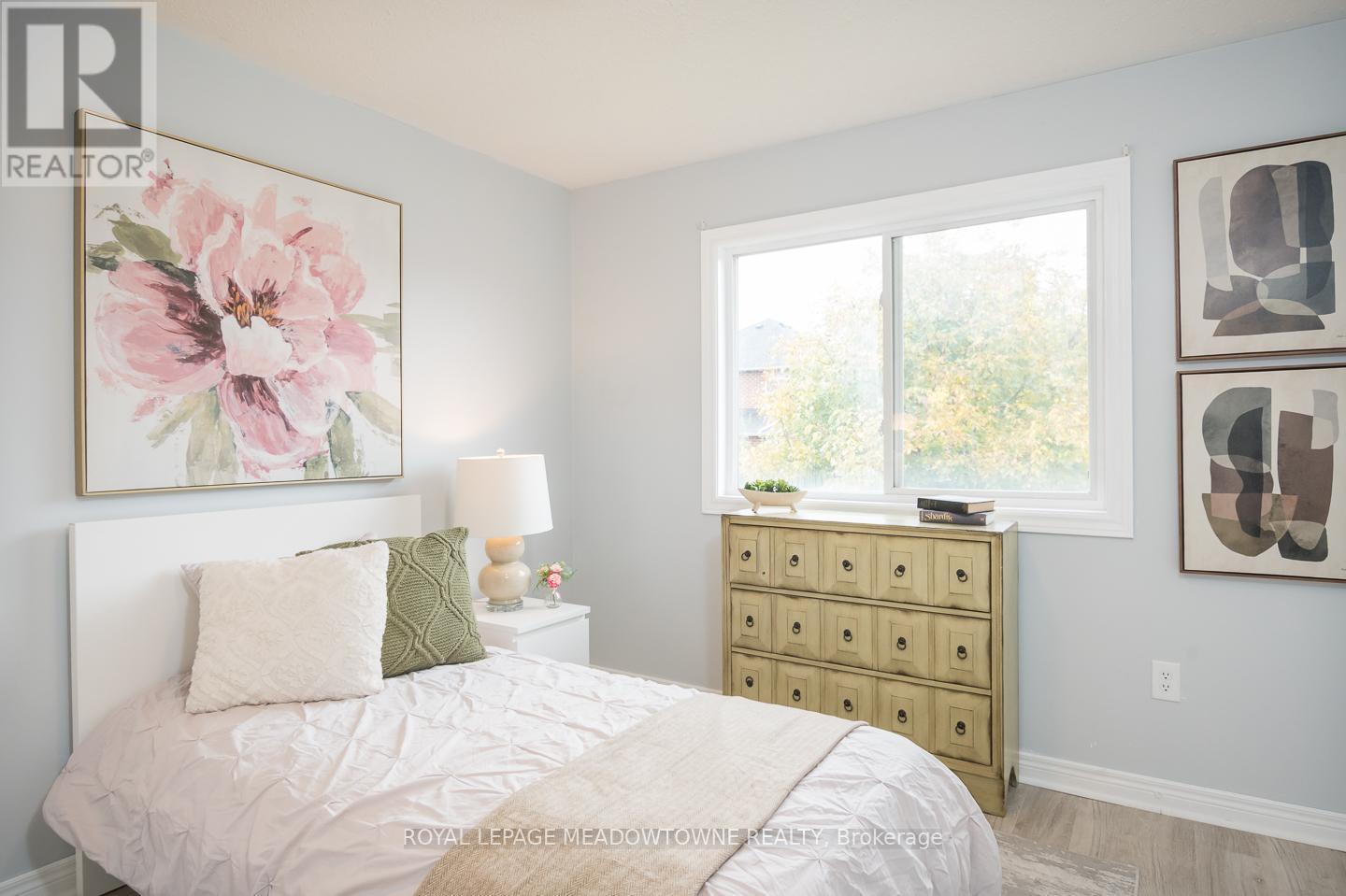 












1311 WELLER CROSS

,
Milton,




Ontario
L9T6K4

