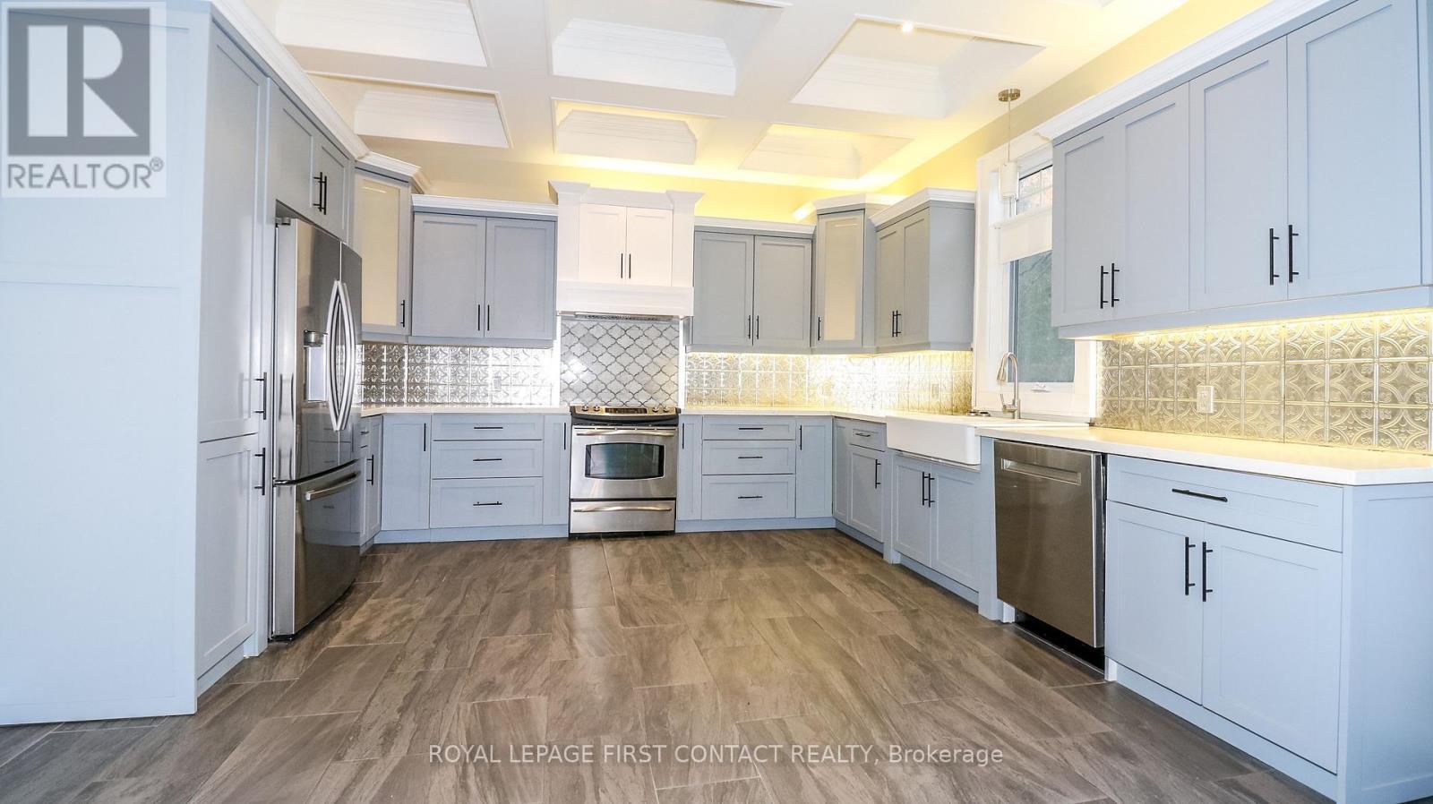 












2 PORTER LANE

,
Kawartha Lakes,




Ontario
K0M1K0

