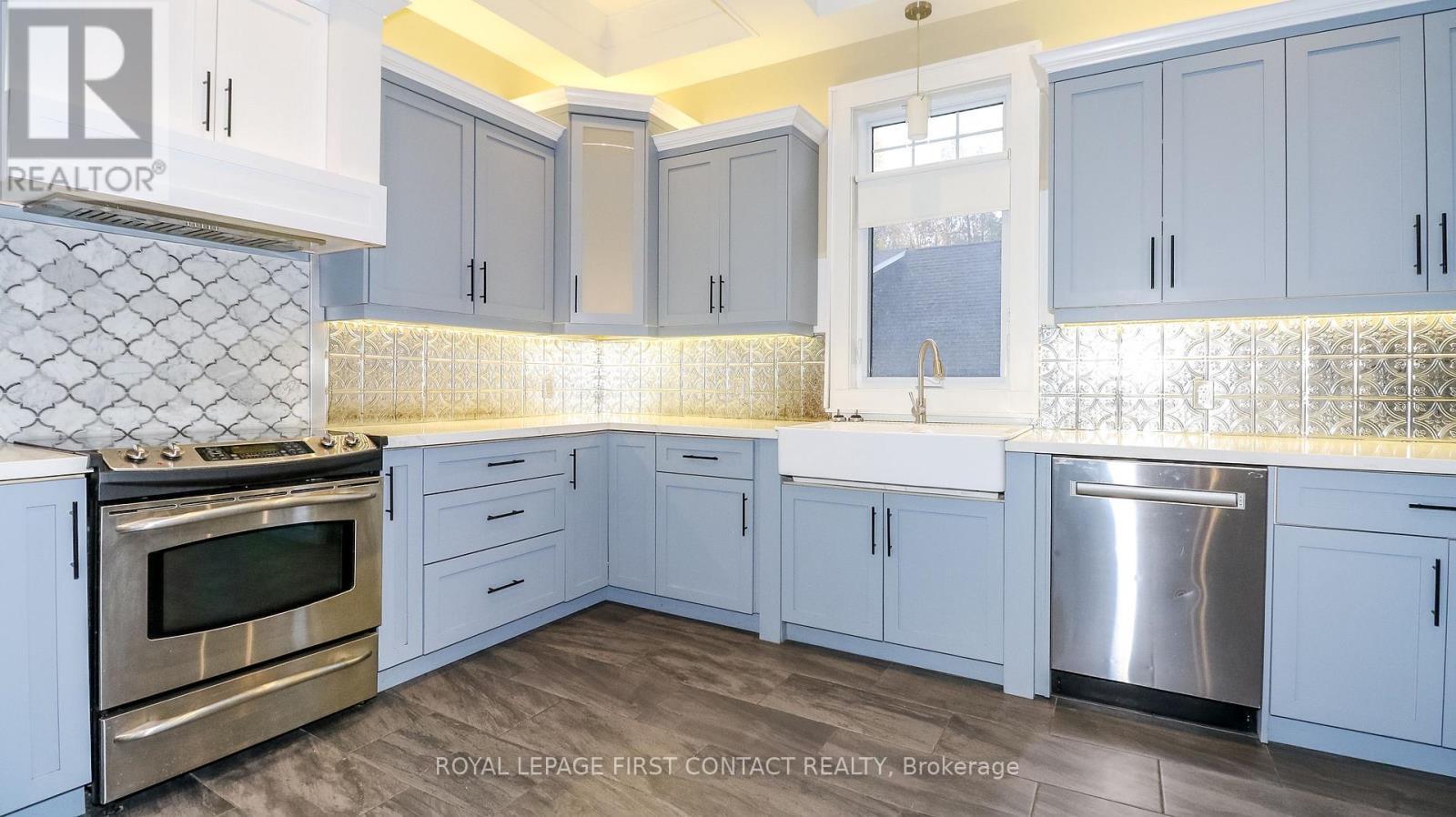 












2 PORTER LANE

,
Kawartha Lakes,




Ontario
K0M1K0

