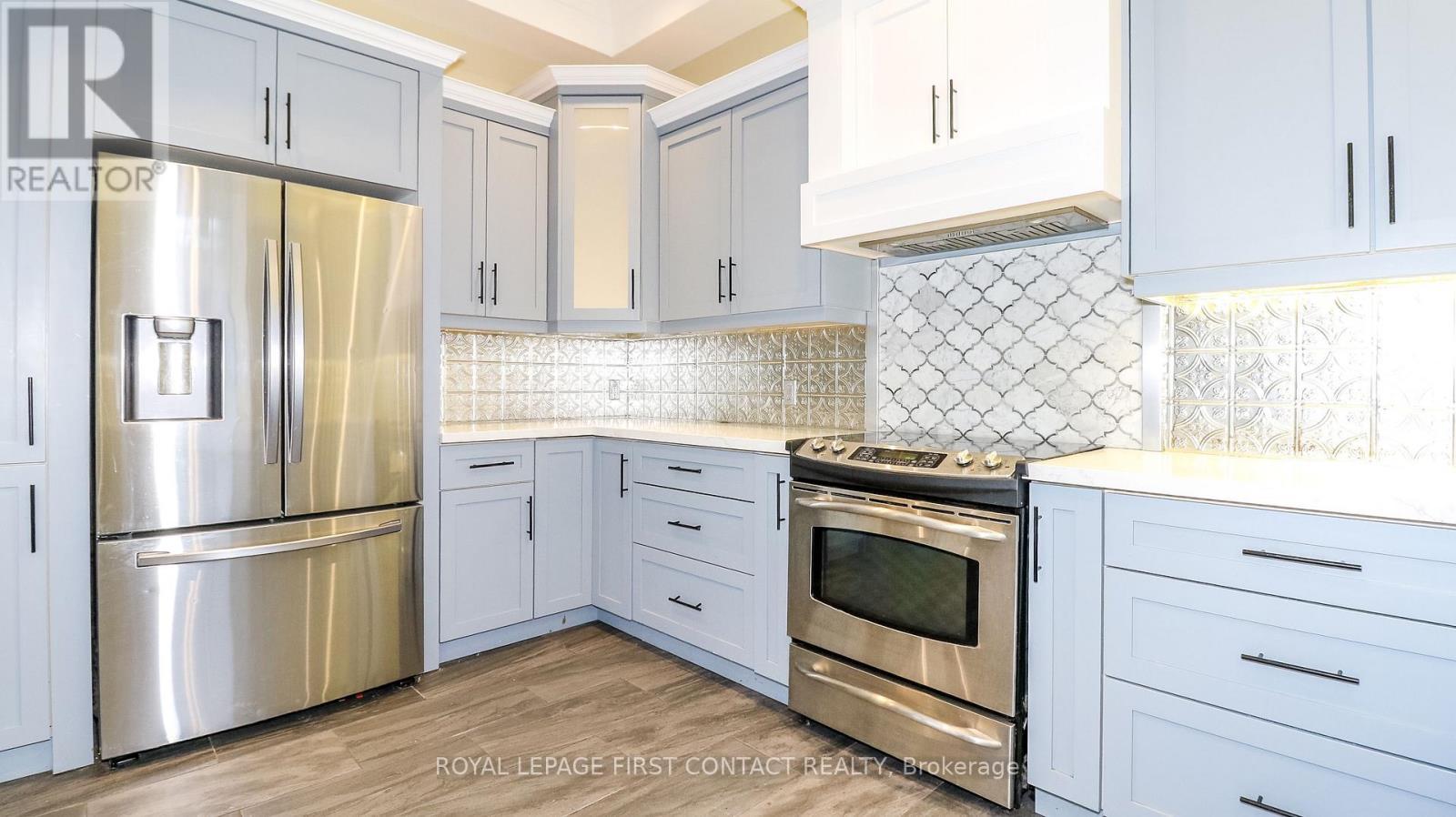 












2 PORTER LANE

,
Kawartha Lakes,




Ontario
K0M1K0

