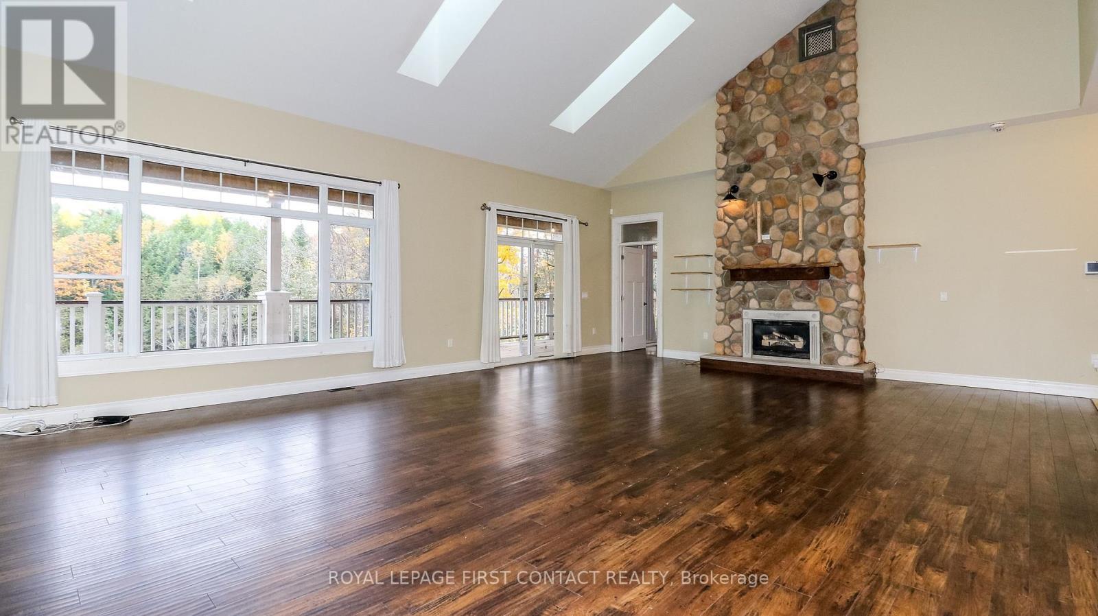 












2 PORTER LANE

,
Kawartha Lakes,




Ontario
K0M1K0

