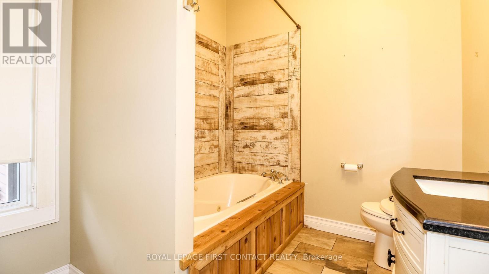 












2 PORTER LANE

,
Kawartha Lakes,




Ontario
K0M1K0

