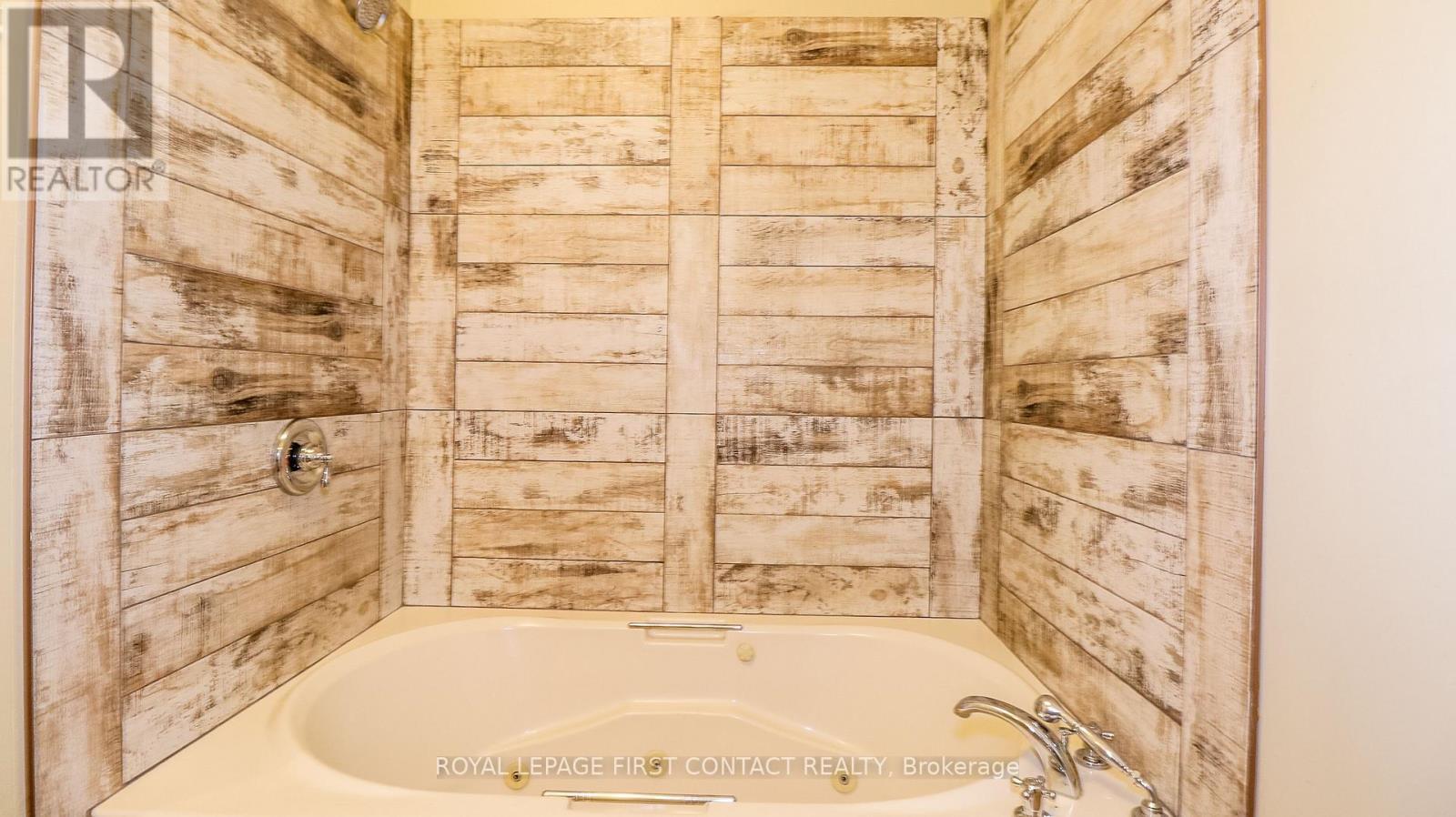 












2 PORTER LANE

,
Kawartha Lakes,




Ontario
K0M1K0

