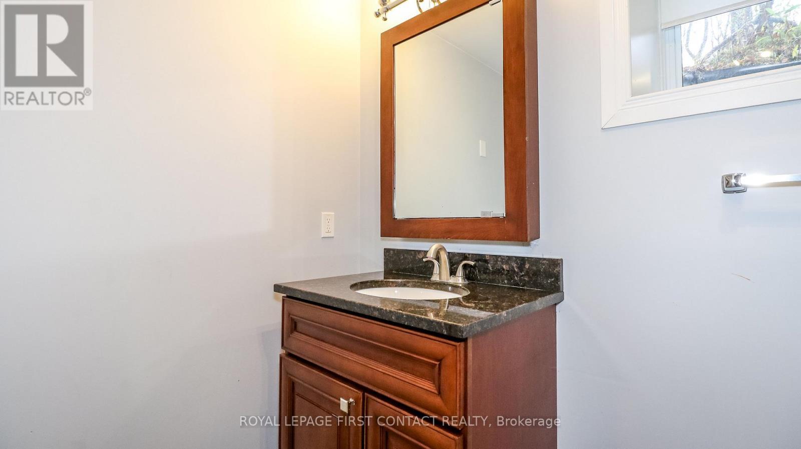 












2 PORTER LANE

,
Kawartha Lakes,




Ontario
K0M1K0

