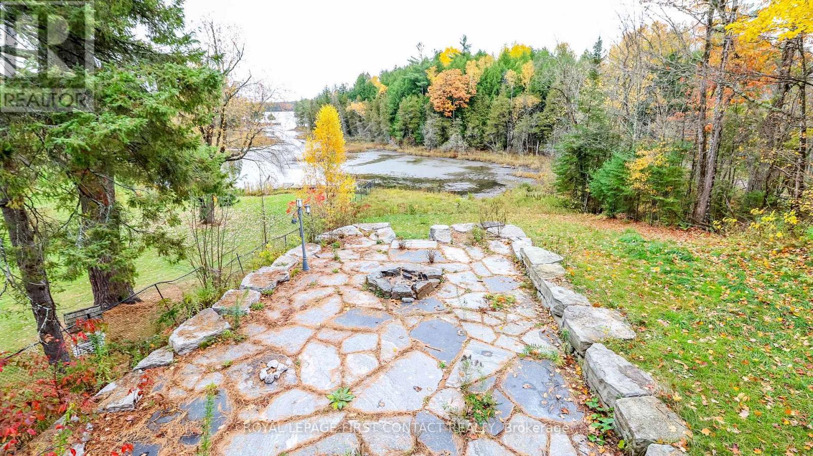 












2 PORTER LANE

,
Kawartha Lakes,




Ontario
K0M1K0

