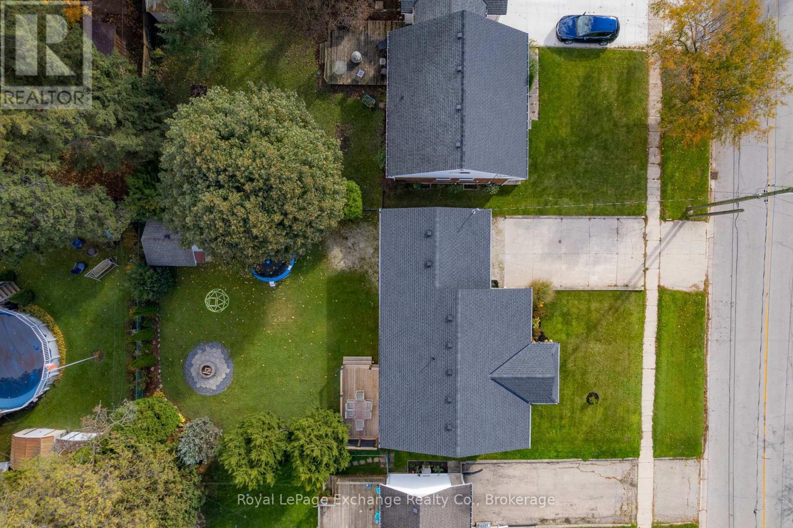 












391 7TH AVENUE E

,
Owen Sound,




Ontario
N4K2W8

