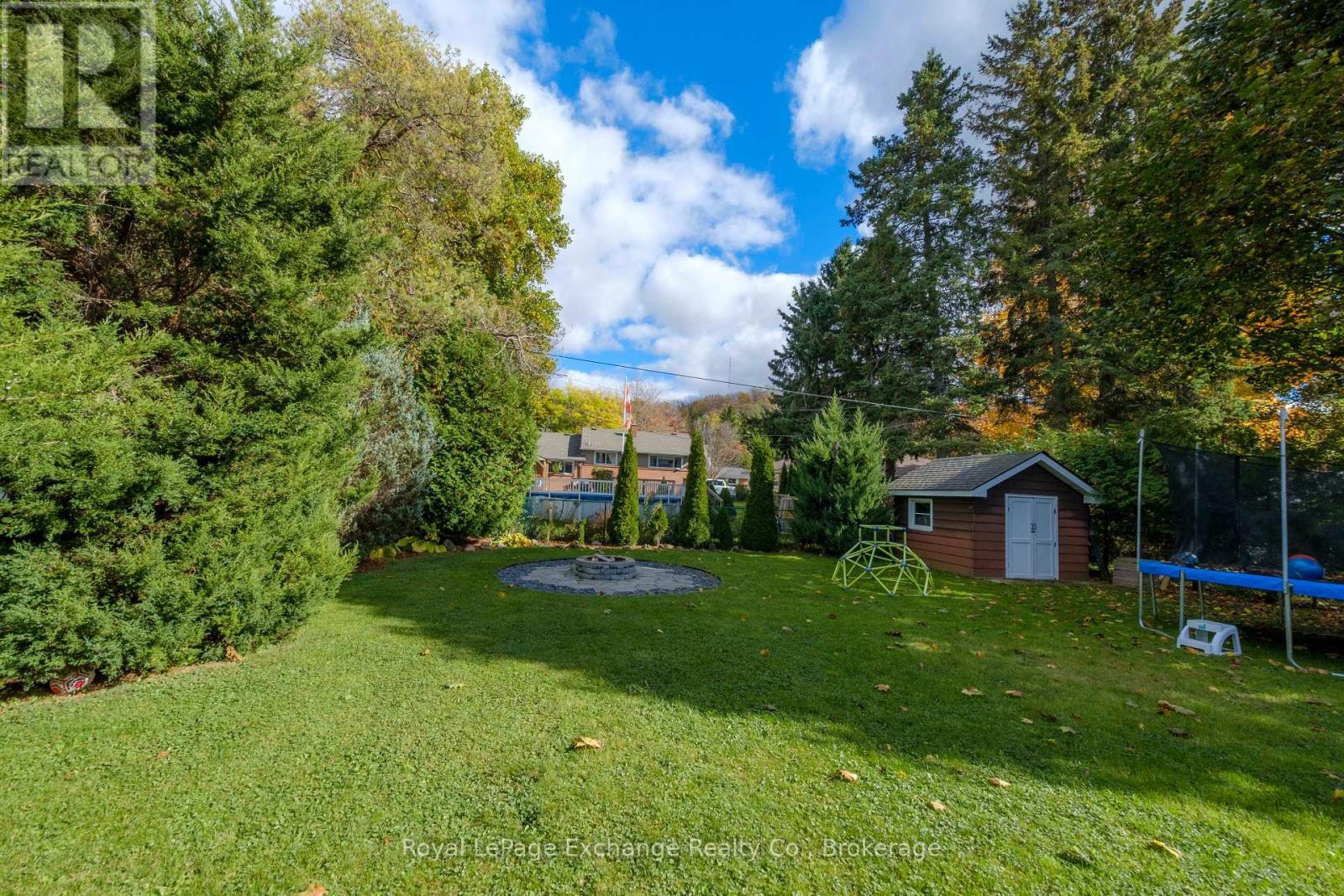 












391 7TH AVENUE E

,
Owen Sound,




Ontario
N4K2W8

