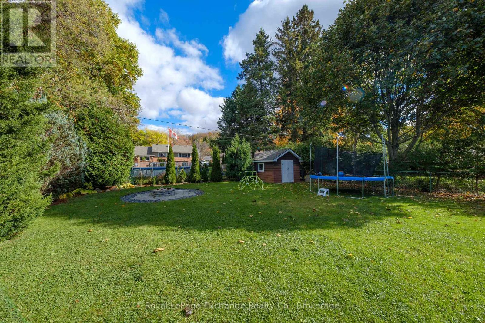 












391 7TH AVENUE E

,
Owen Sound,




Ontario
N4K2W8

