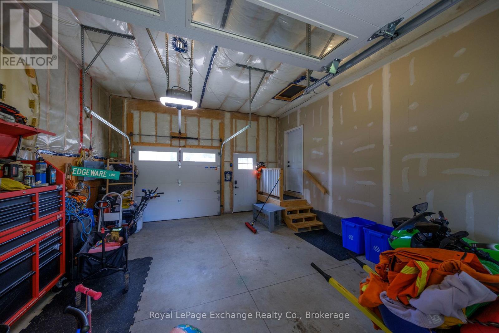 












391 7TH AVENUE E

,
Owen Sound,




Ontario
N4K2W8

