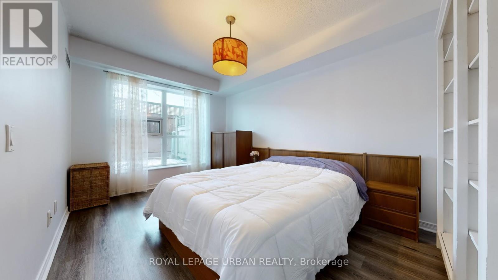 












428 - 60 HEINTZMAN STREET

,
Toronto,




Ontario
M6P5A1

