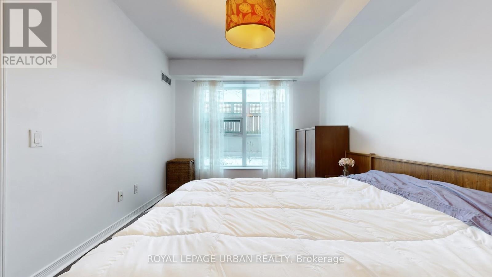 












428 - 60 HEINTZMAN STREET

,
Toronto,




Ontario
M6P5A1

