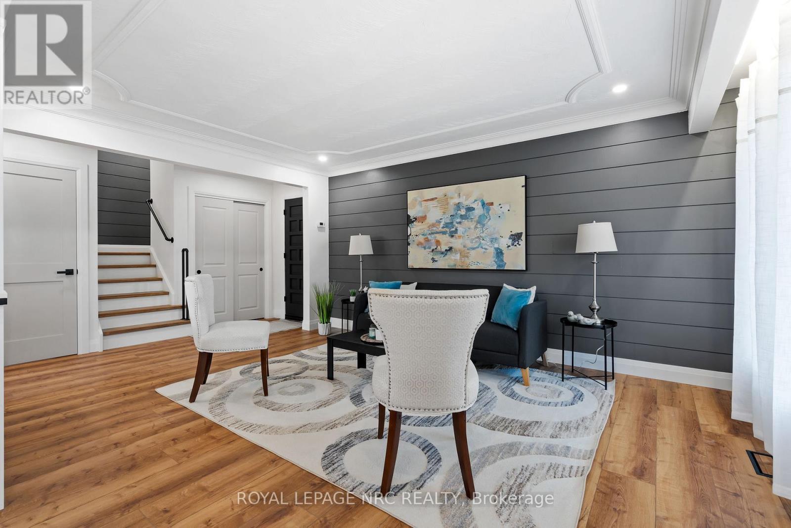 












UPPER - 4908 PETTIT AVENUE

,
Niagara Falls (Morrison),




Ontario
L2E6L6

