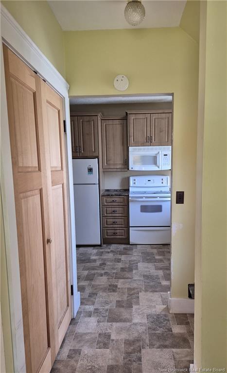 









294


J.D Gauthier

BLVD,
Shippagan,




NB
E8S 1R4

