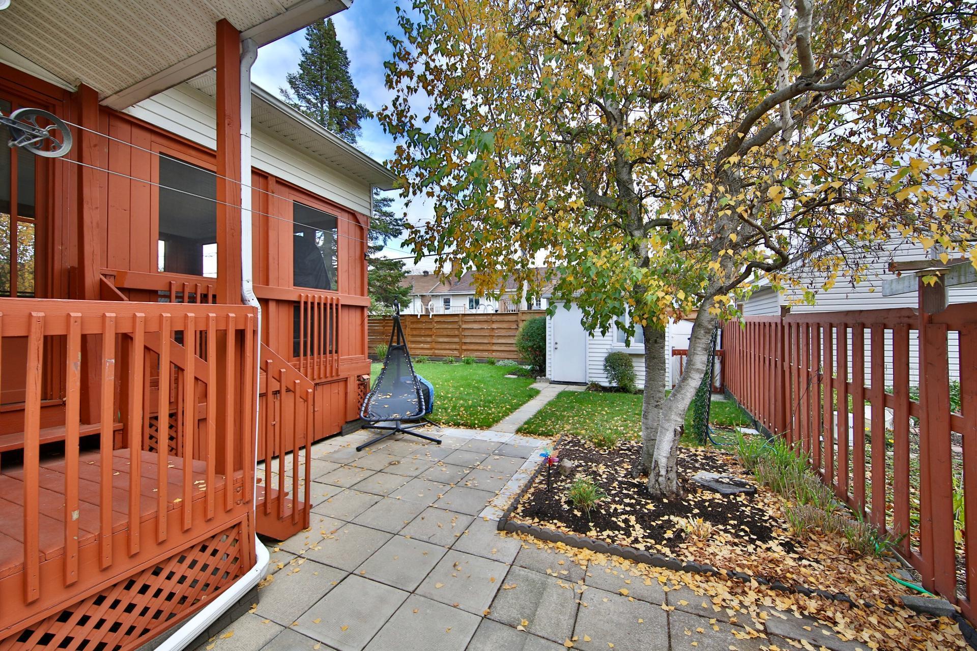 









3819


Rue Sirois

,
Longueuil (Saint-Hubert),




QC
J3Y7B7

