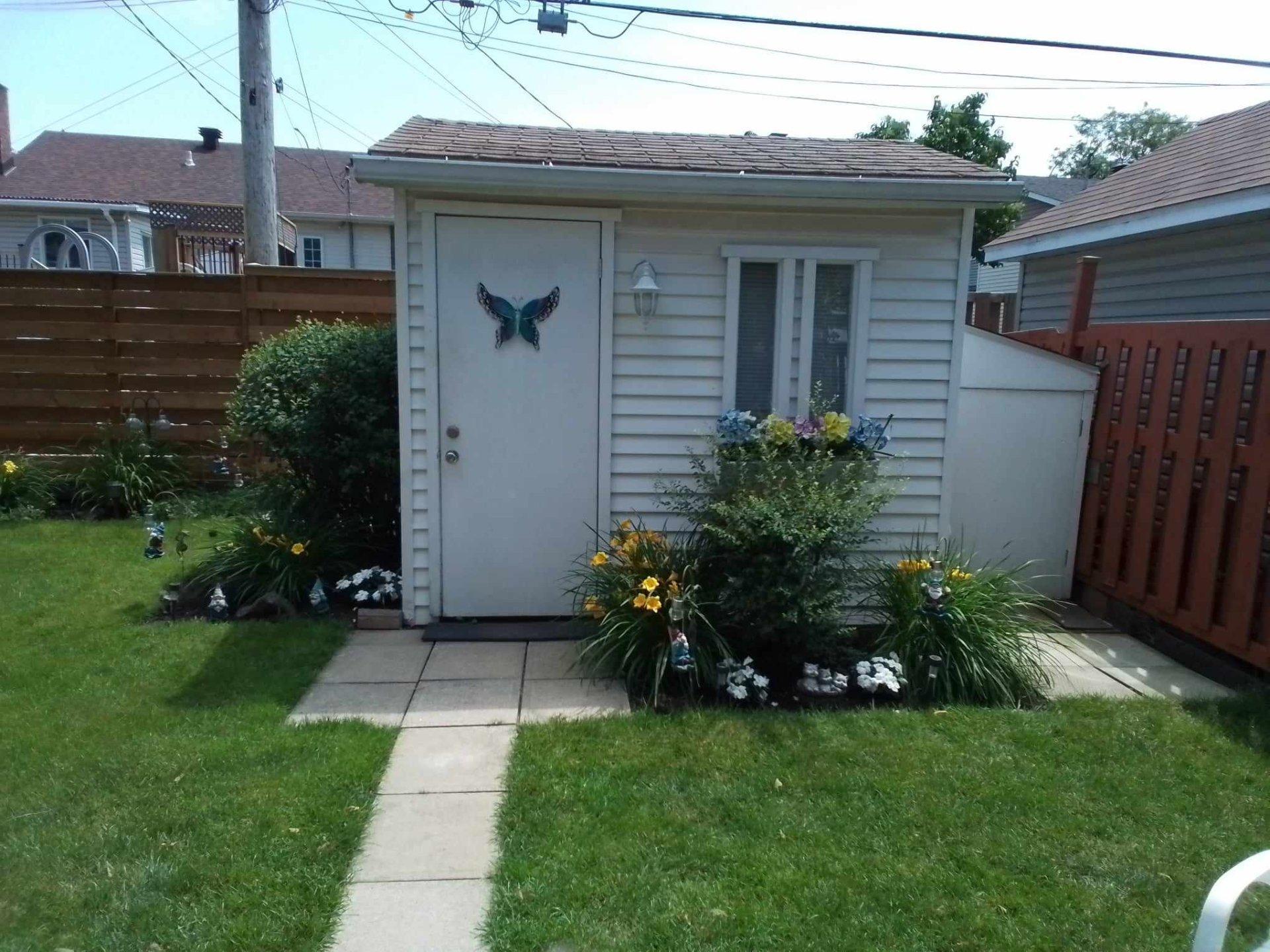 









3819


Rue Sirois

,
Longueuil (Saint-Hubert),




QC
J3Y7B7

