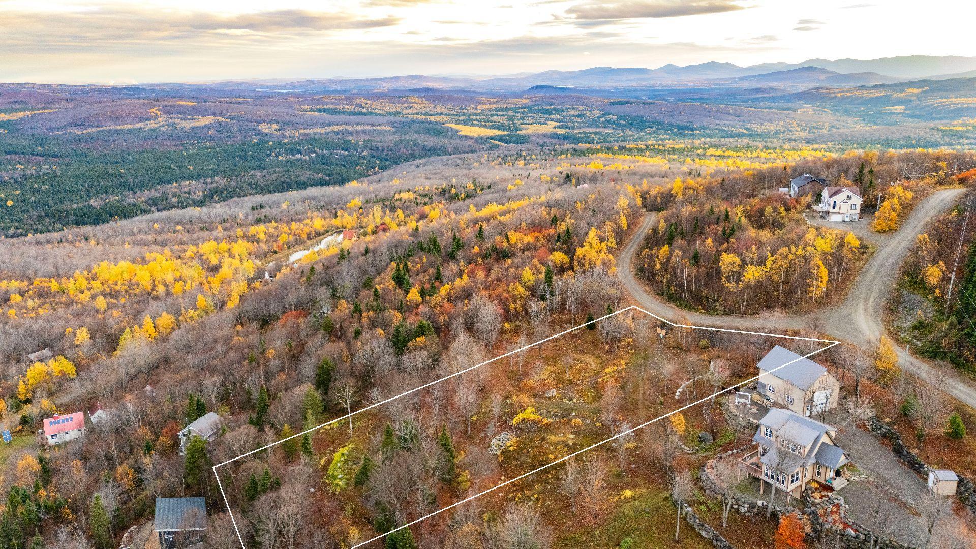 












Ch. du Sommet

,
Notre-Dame-des-Bois,







QC
J0B2E0

