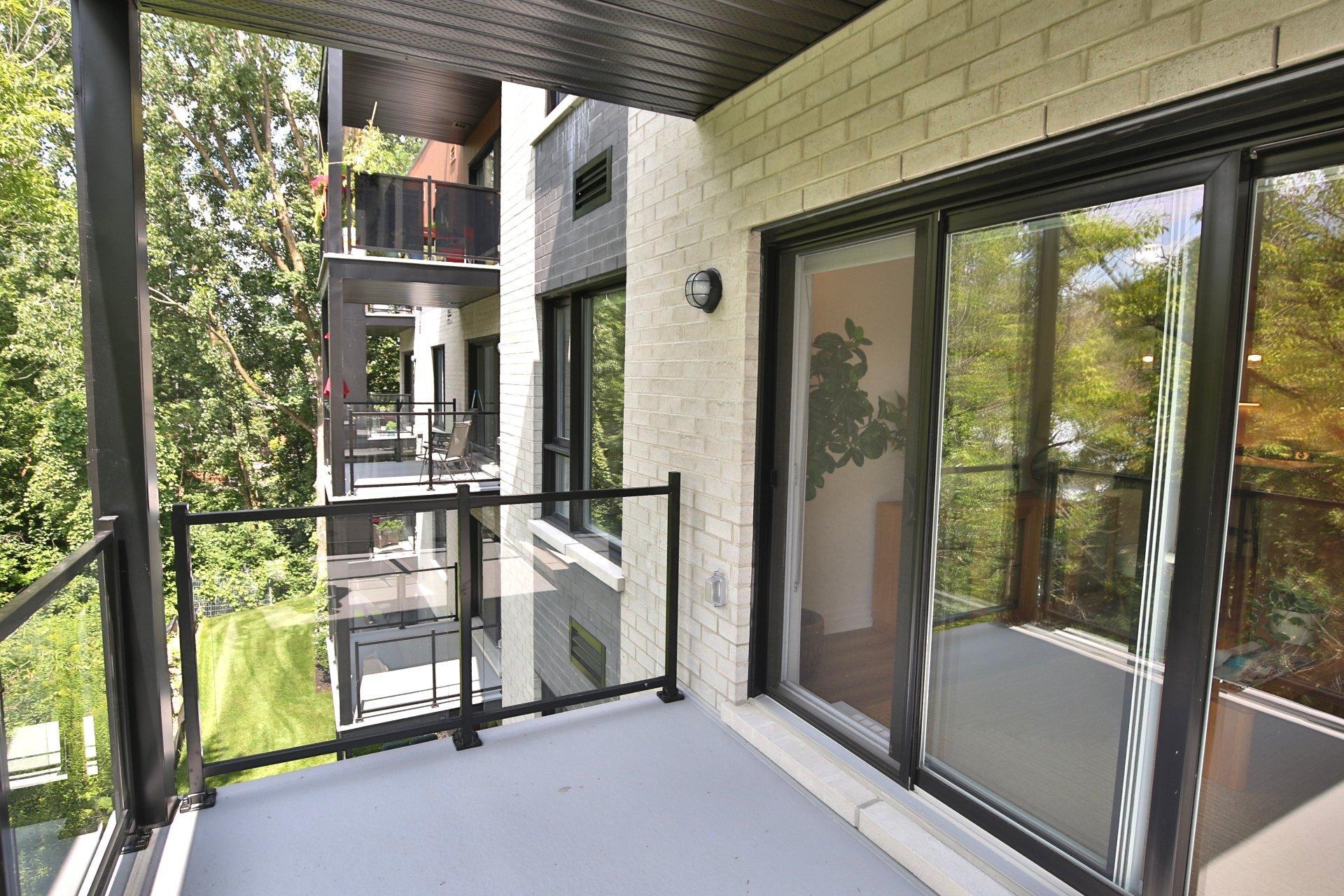 









2000


Rue Benoit

, 222,
Saint-Bruno-de-Montarville,




QC
J3V6N5

