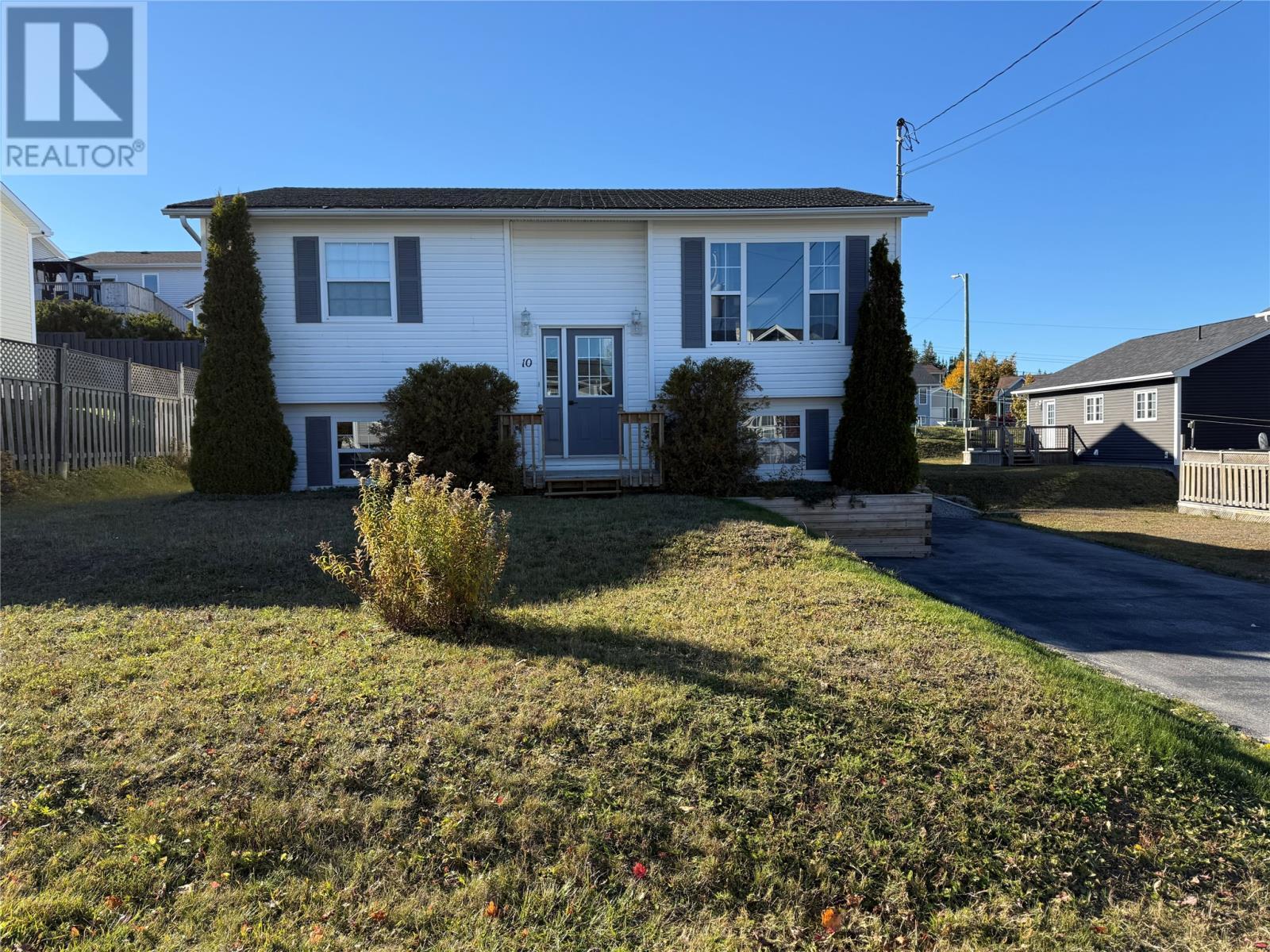 












10 Dove Crescent

,
Massey Drive,




Newfoundland & Labrador
A2H7T3

