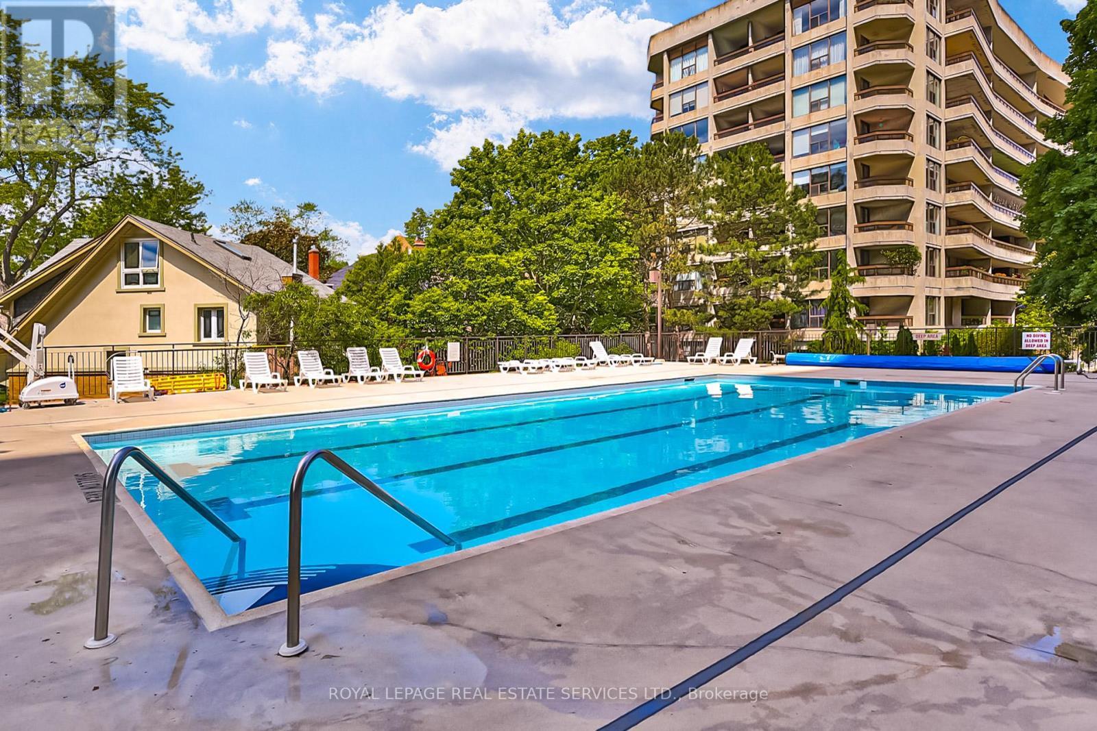 












115 - 100 QUEBEC AVENUE

,
Toronto,




Ontario
M6P4B8

