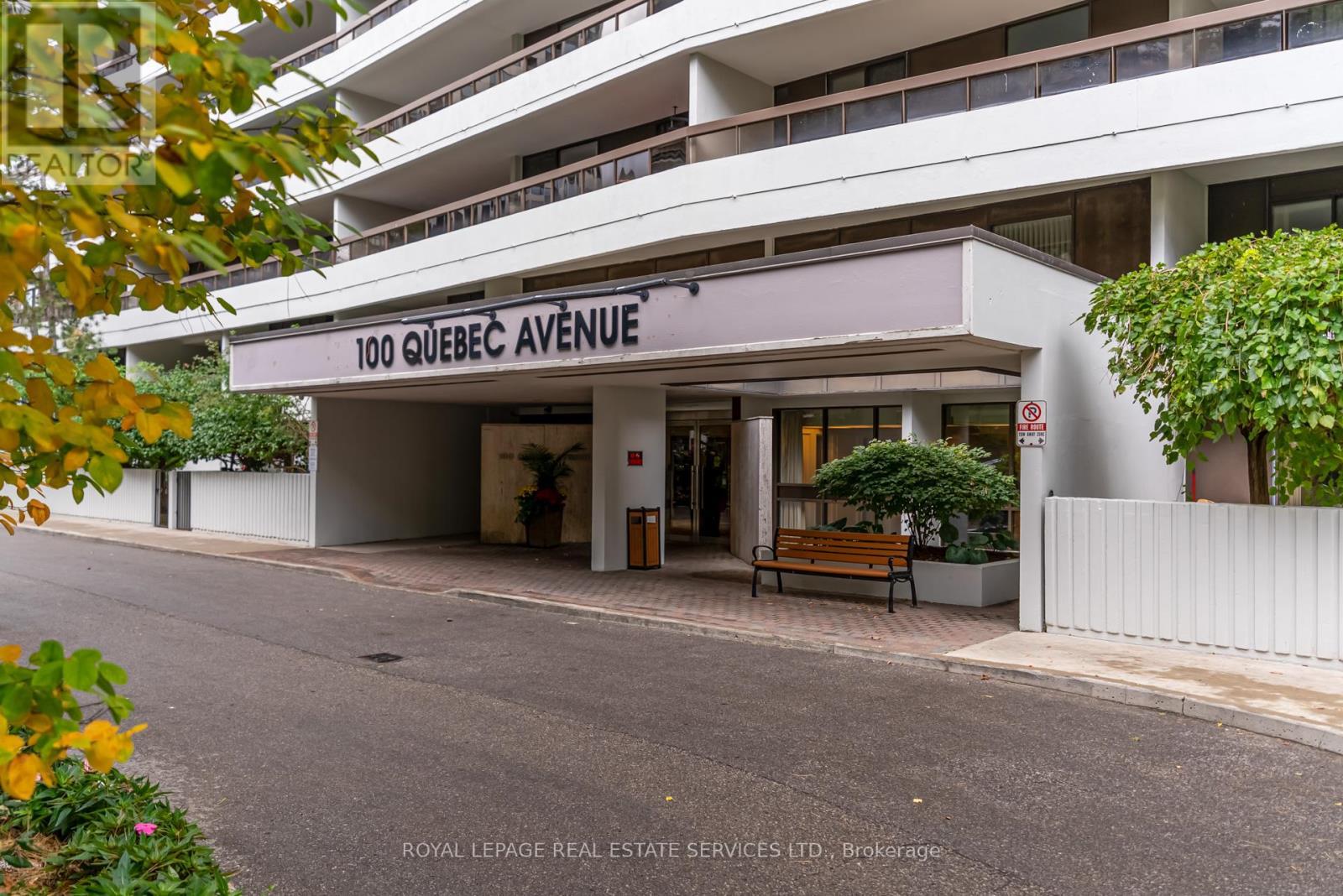 












115 - 100 QUEBEC AVENUE

,
Toronto,




Ontario
M6P4B8

