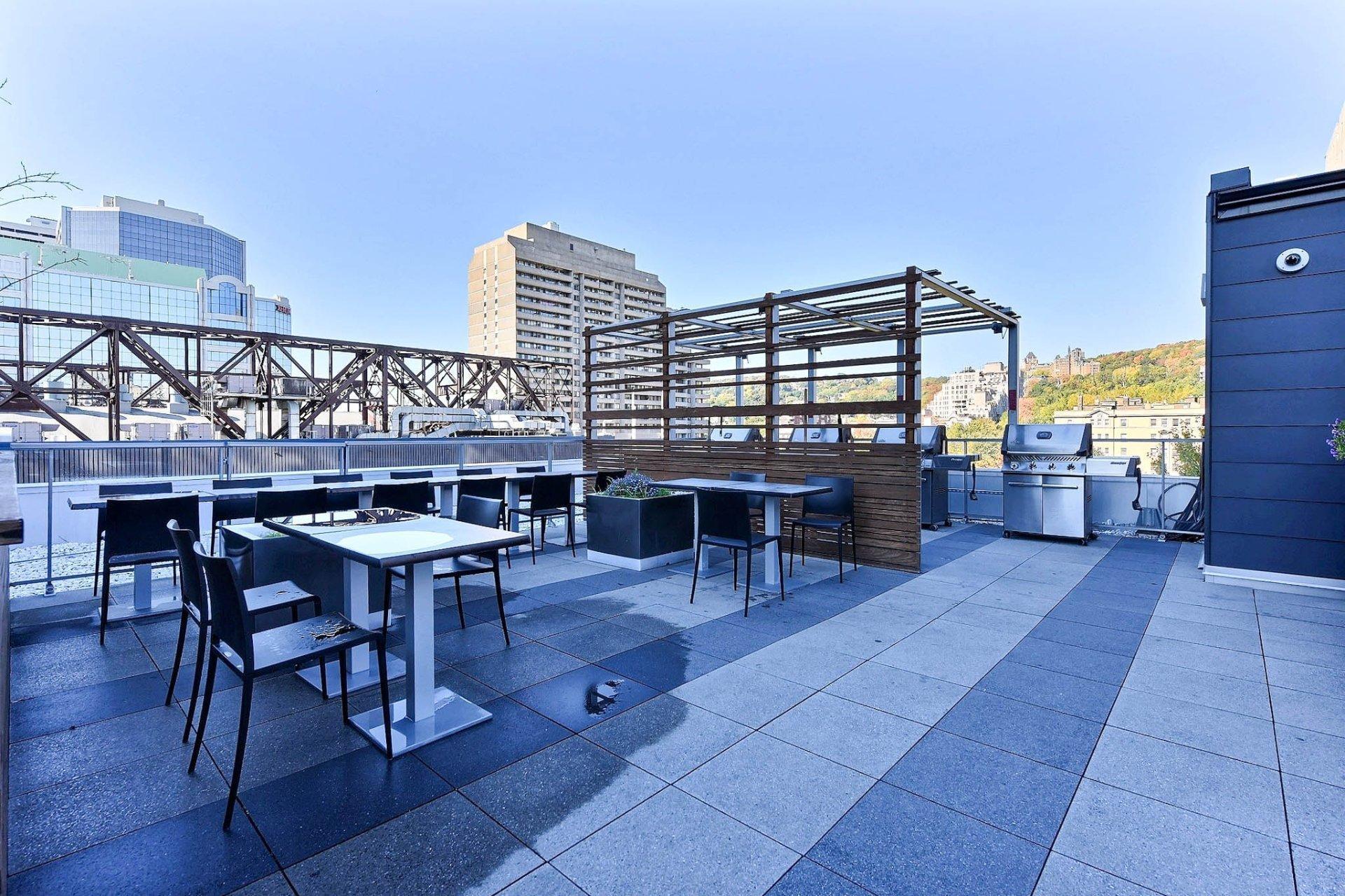 









1414


Rue Chomedey

, 547,
Montréal (Ville-Marie),




QC
H3H0A2

