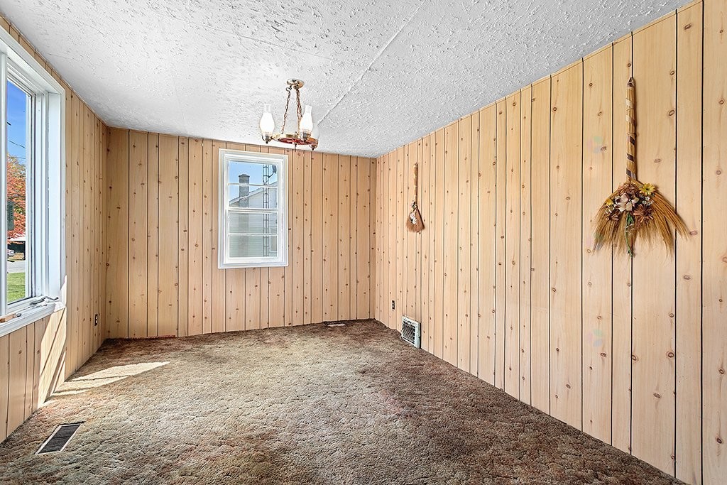 









208


Av. Sunnyside

,
Shawville,




QC
J0X2Y0

