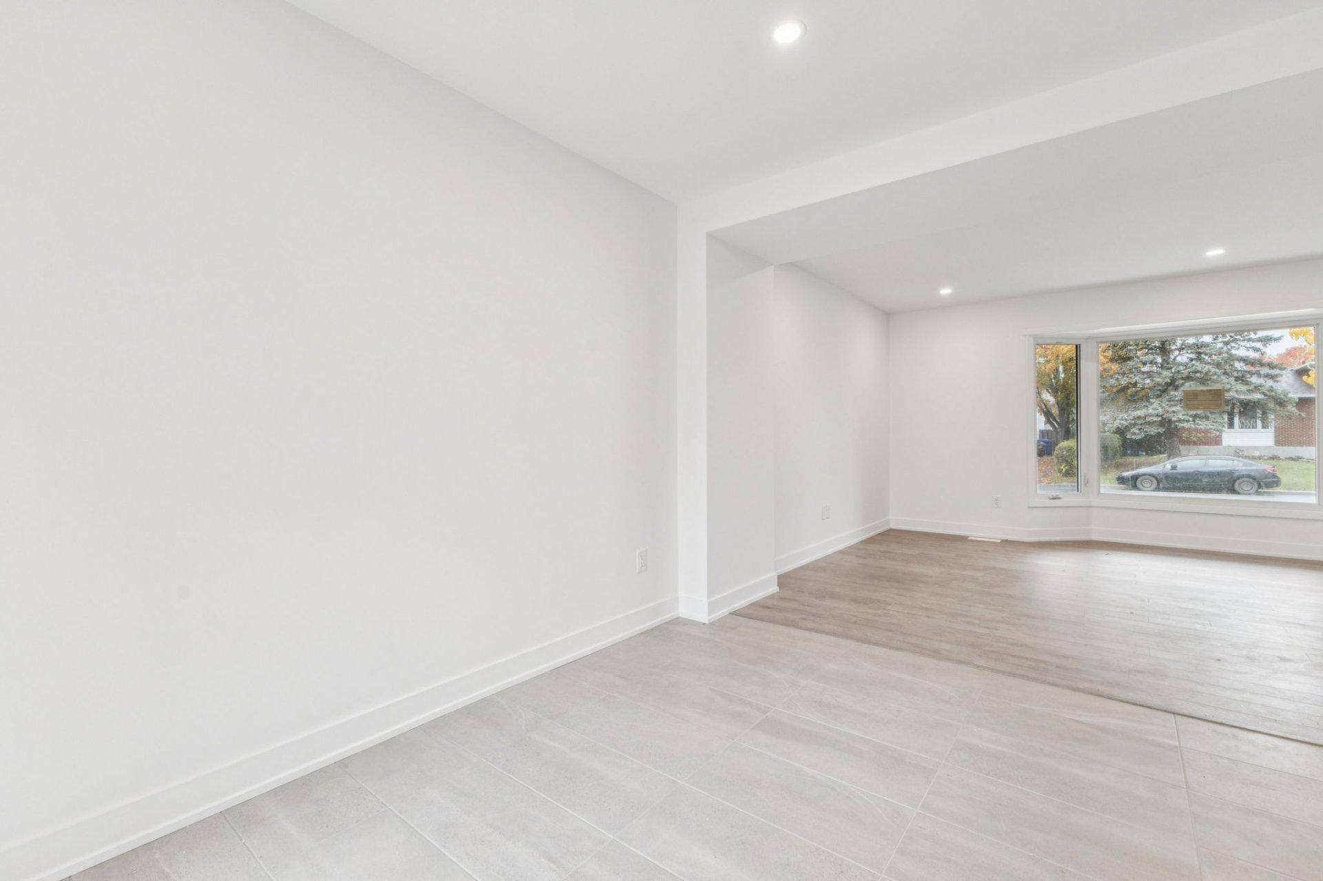 









221


Av. de la Colline

,
Gatineau (Aylmer),




QC
J9J1L6

