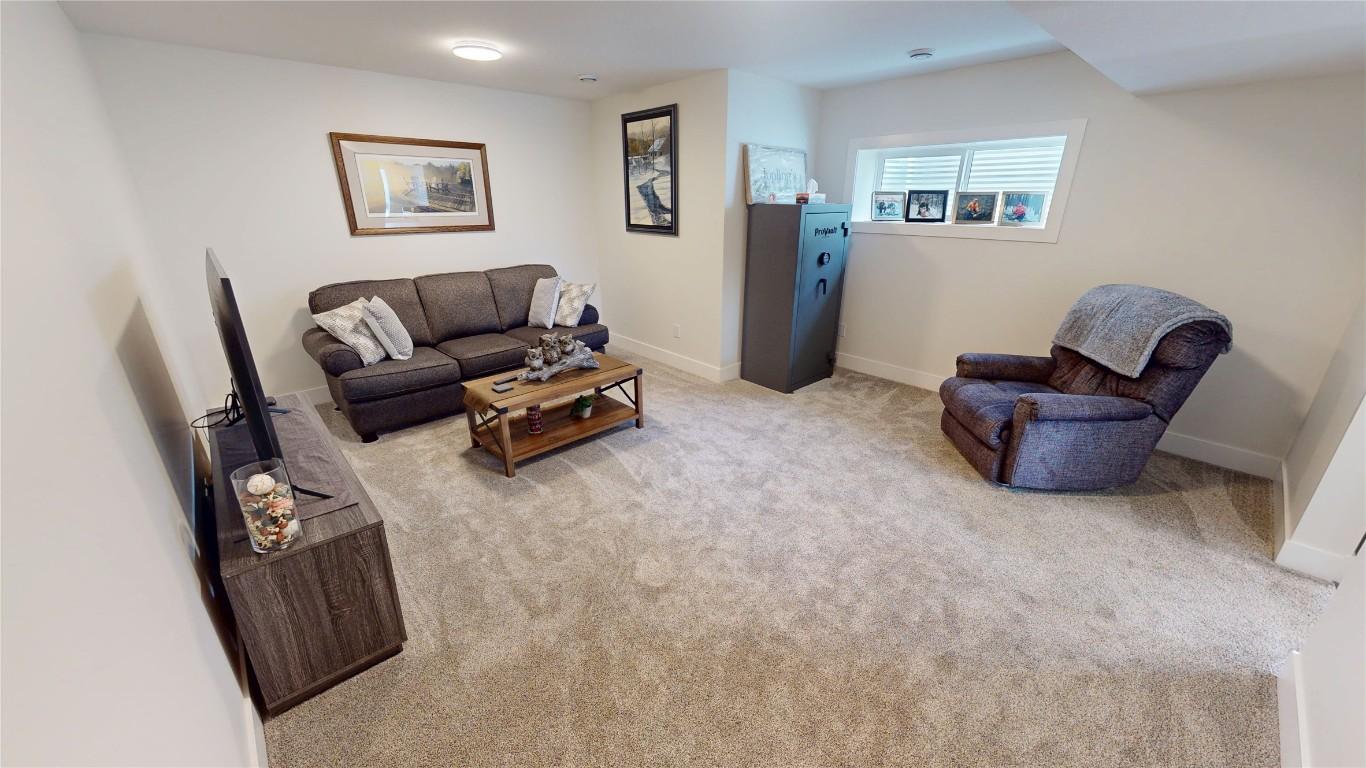 









317


Legacy

Lookout,
Cranbrook,




BC
V1C 0E4

