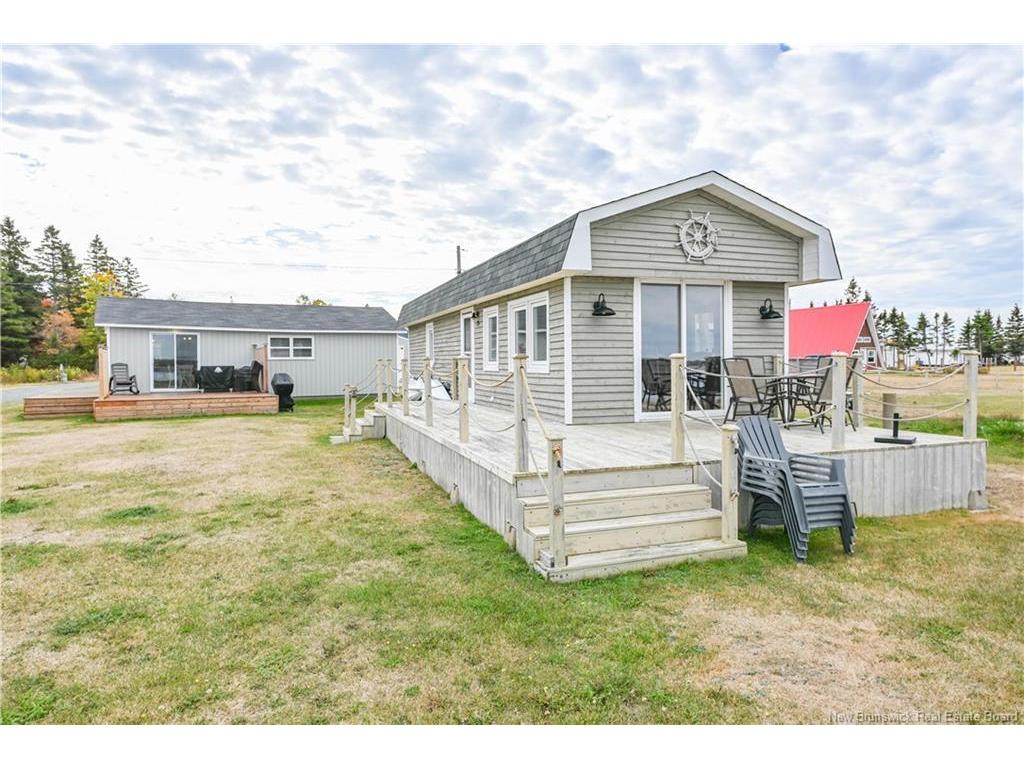









27 - 29


Bertie

ST,
Val-Comeau,




NB
E1X 4J7

