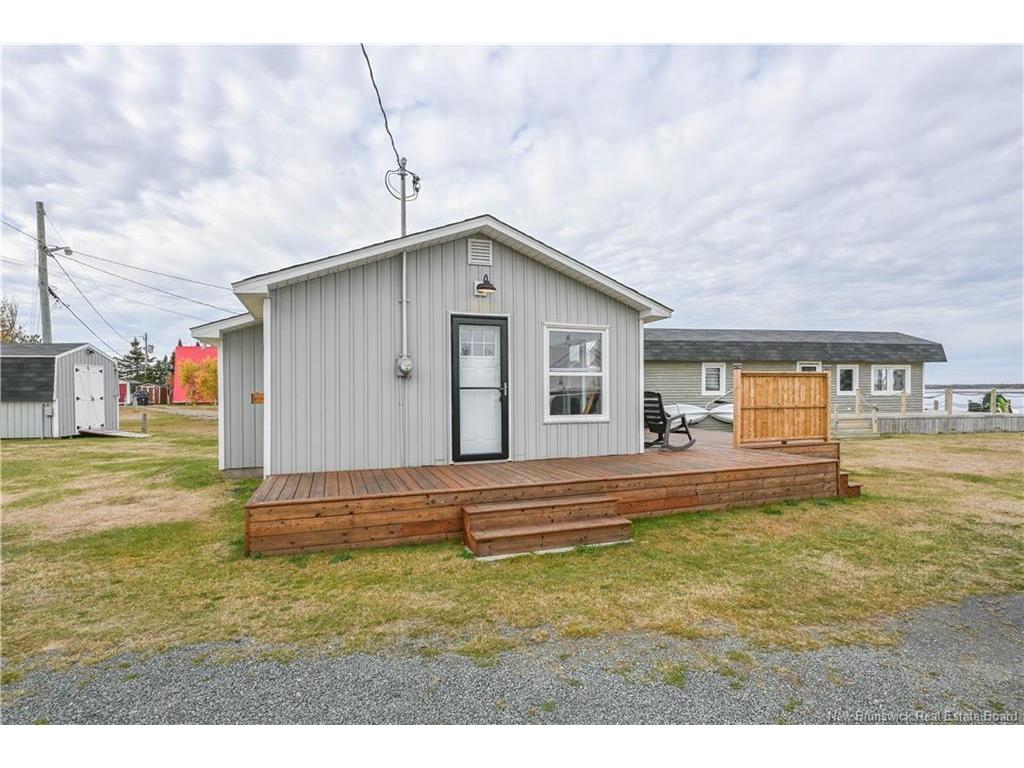 









27 - 29


Bertie

ST,
Val-Comeau,




NB
E1X 4J7

