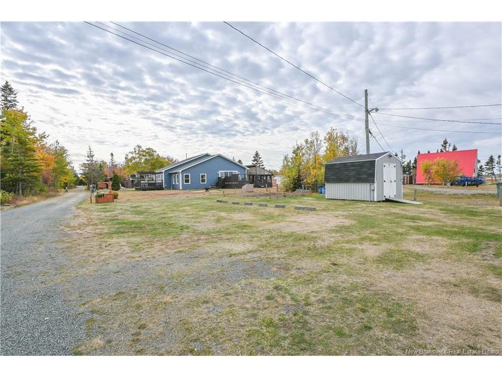 









27 - 29


Bertie

ST,
Val-Comeau,




NB
E1X 4J7

