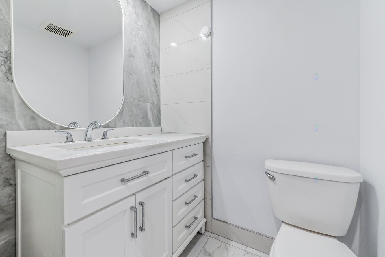 









12220

 - 12224


Rue Valmont

,
Montréal (Ahuntsic-Cartierville),




QC
H3M2V8

