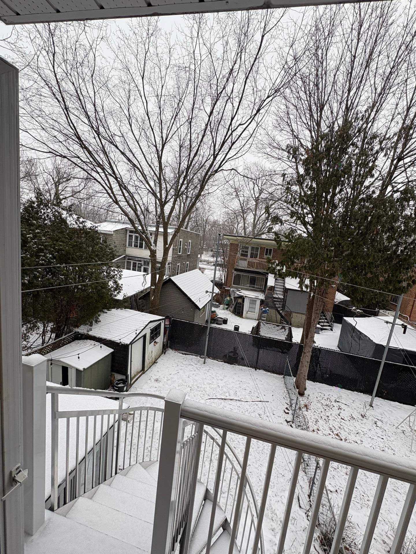 









12220

 - 12224


Rue Valmont

,
Montréal (Ahuntsic-Cartierville),




QC
H3M2V8

