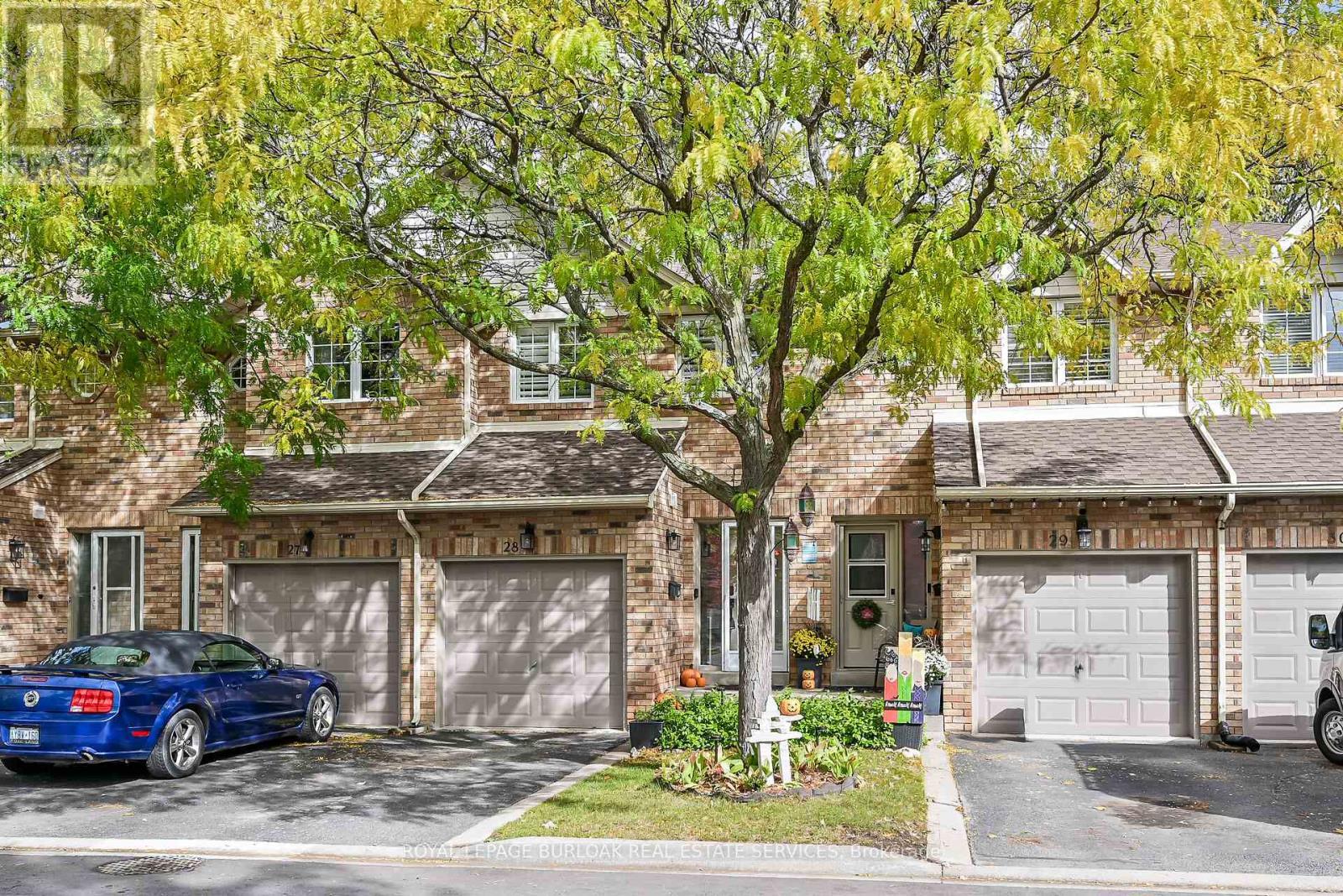 












28 - 2015 CLEAVER AVENUE

,
Burlington,




Ontario
L7M4J7

