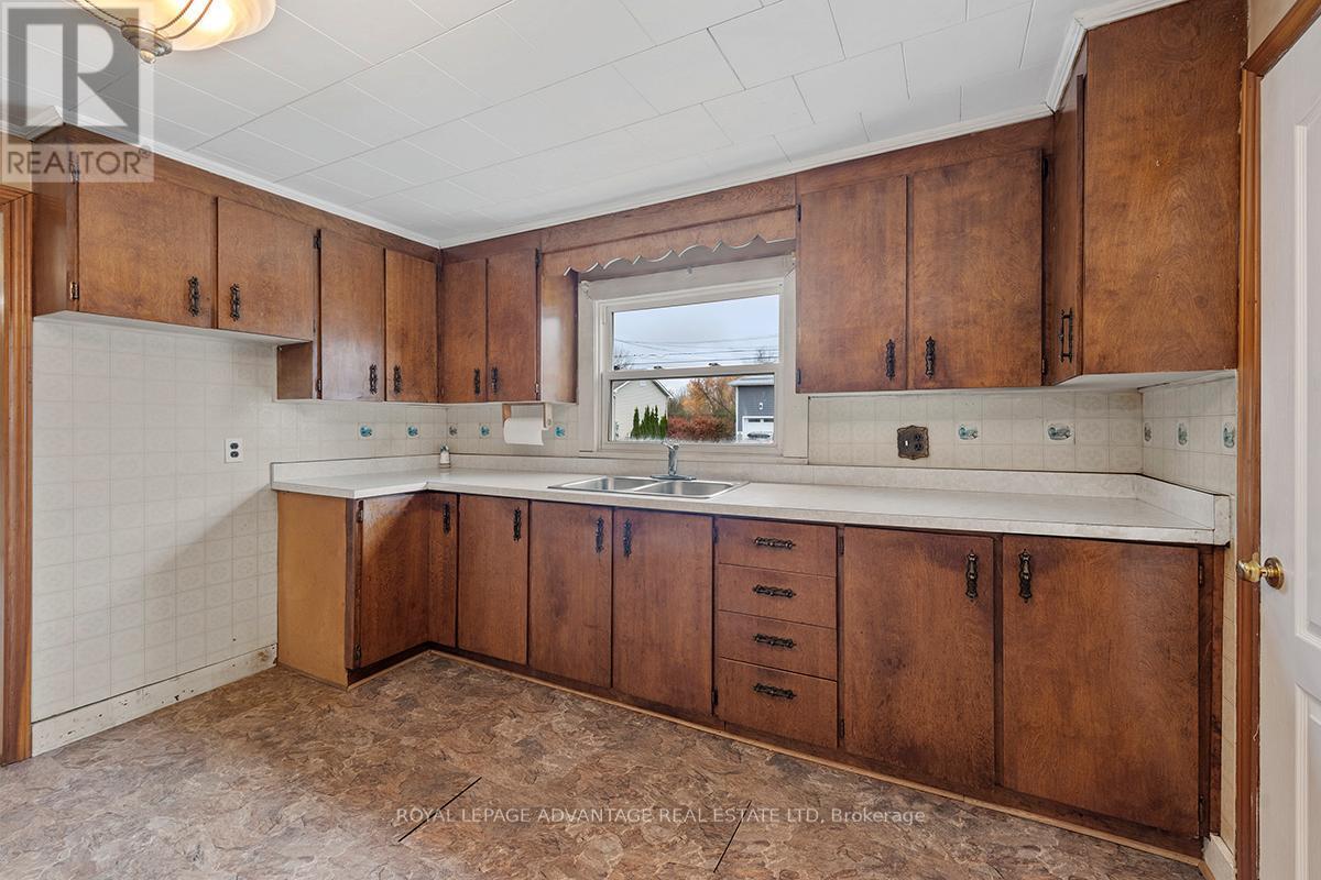 












25 BROCK STREET N

,
Perth,




Ontario
K7H1Y9

