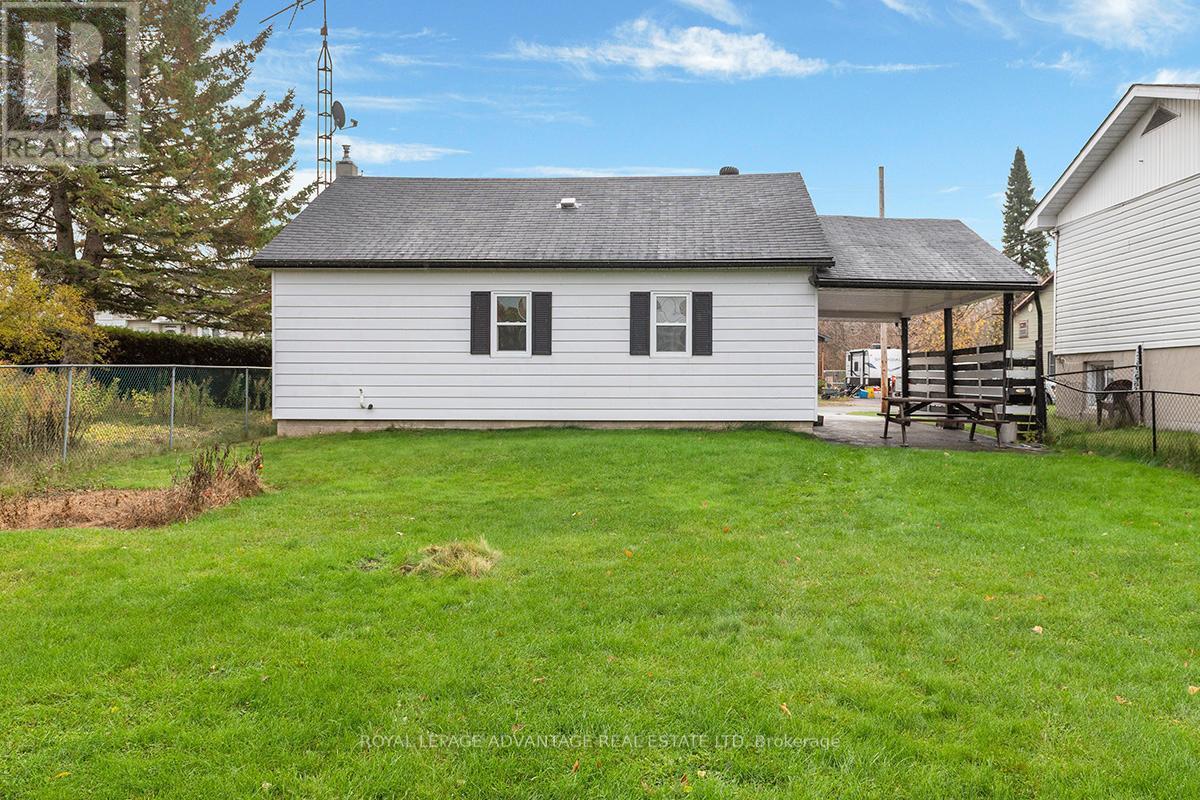












25 BROCK STREET N

,
Perth,




Ontario
K7H1Y9

