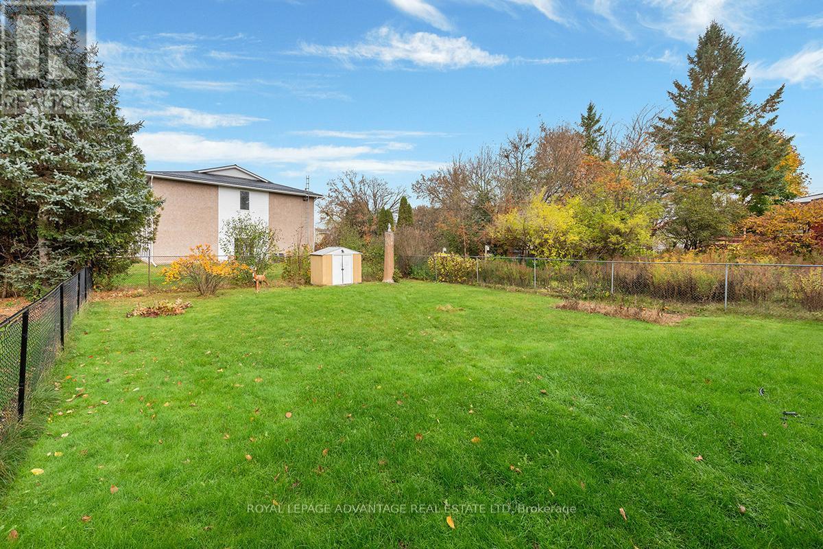 












25 BROCK STREET N

,
Perth,




Ontario
K7H1Y9

