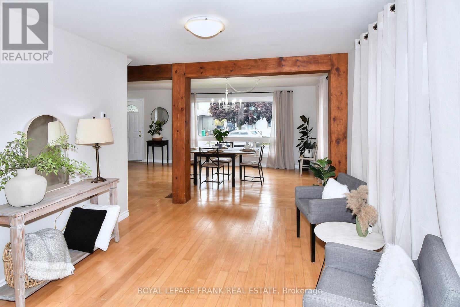 












475 BRIOUX AVENUE

,
Peterborough (Otonabee Ward 1),




Ontario
K9J4G6


