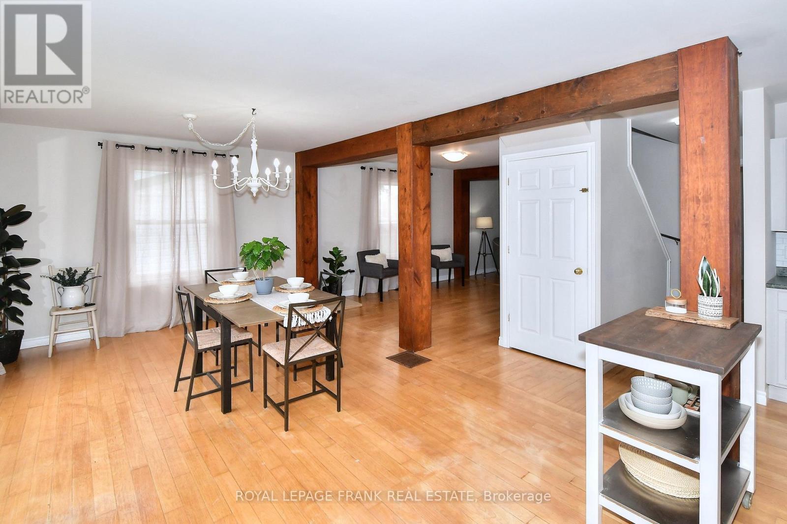 












475 BRIOUX AVENUE

,
Peterborough (Otonabee Ward 1),




Ontario
K9J4G6

