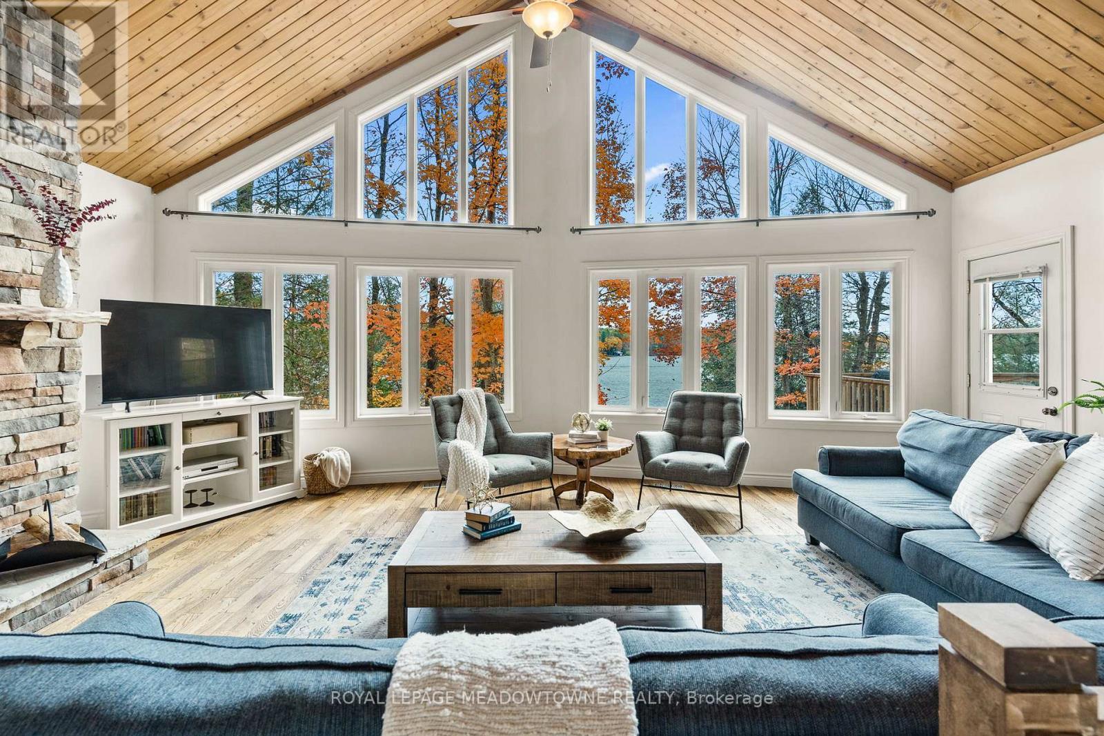 












1658 HOSPITALITY ROAD

,
Minden Hills,




Ontario
K0M2K0

