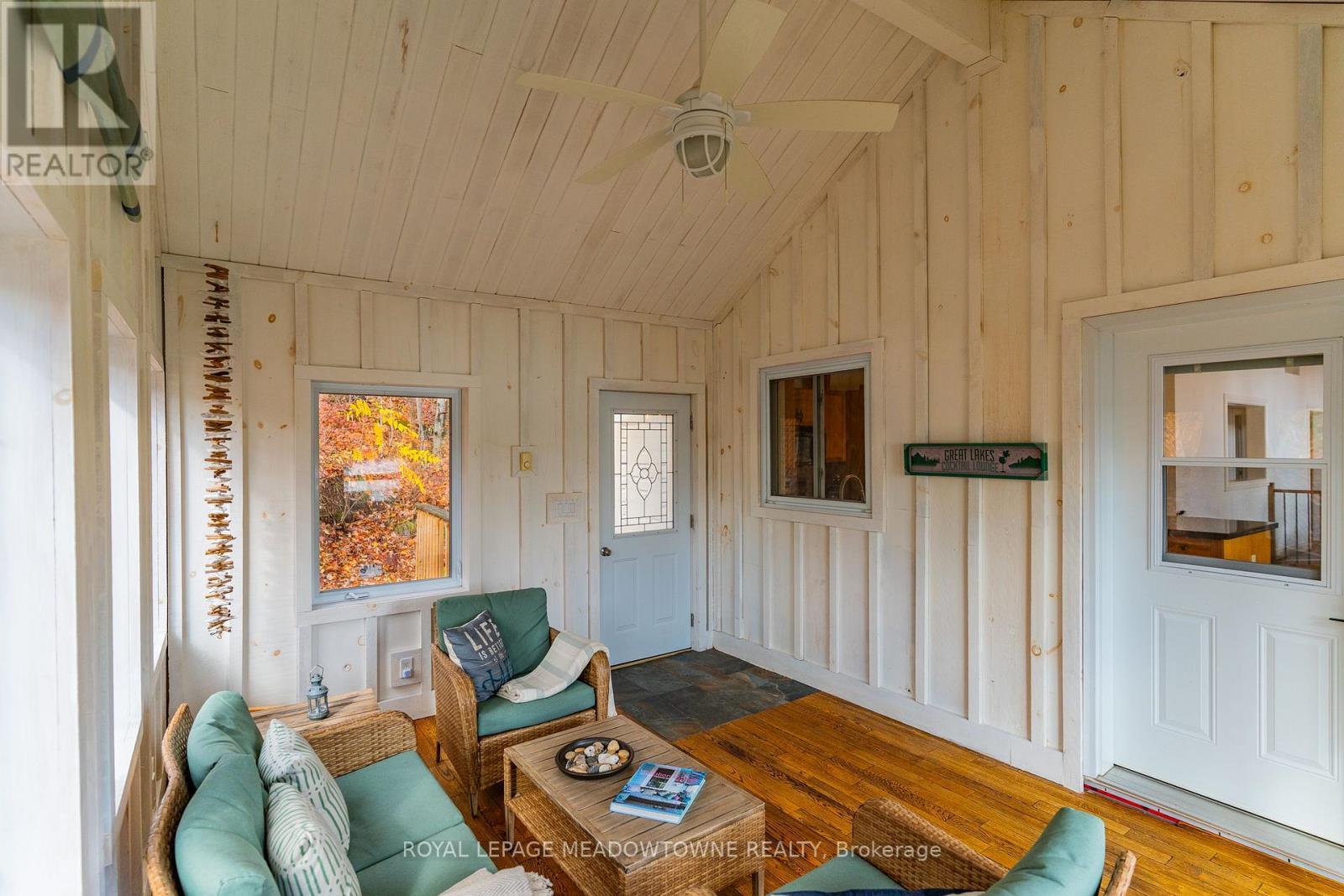 












1658 HOSPITALITY ROAD

,
Minden Hills,




Ontario
K0M2K0

