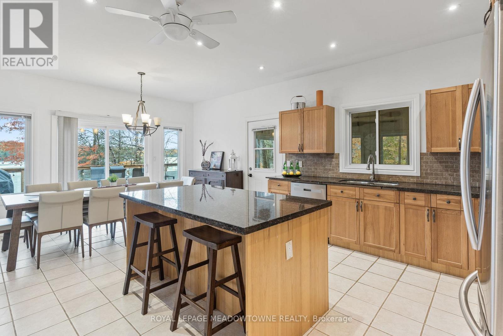 












1658 HOSPITALITY ROAD

,
Minden Hills,




Ontario
K0M2K0

