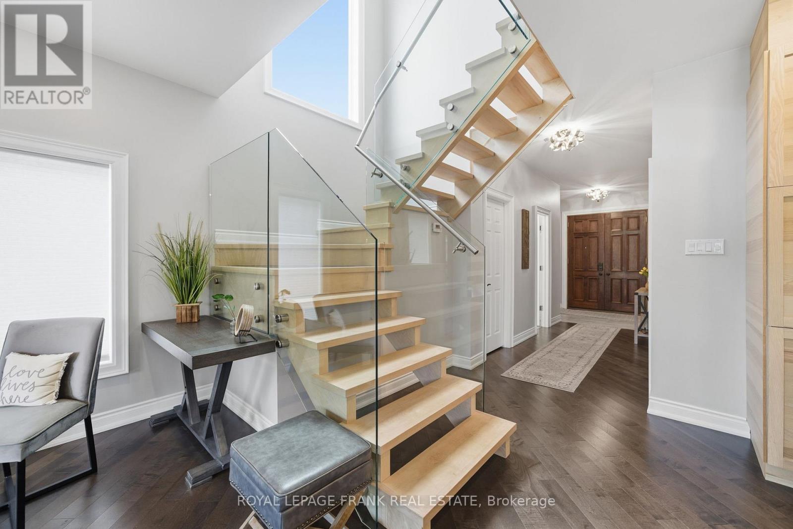 












62 HELEN STREET

,
Kawartha Lakes (Bobcaygeon),




Ontario
K0M1A0

