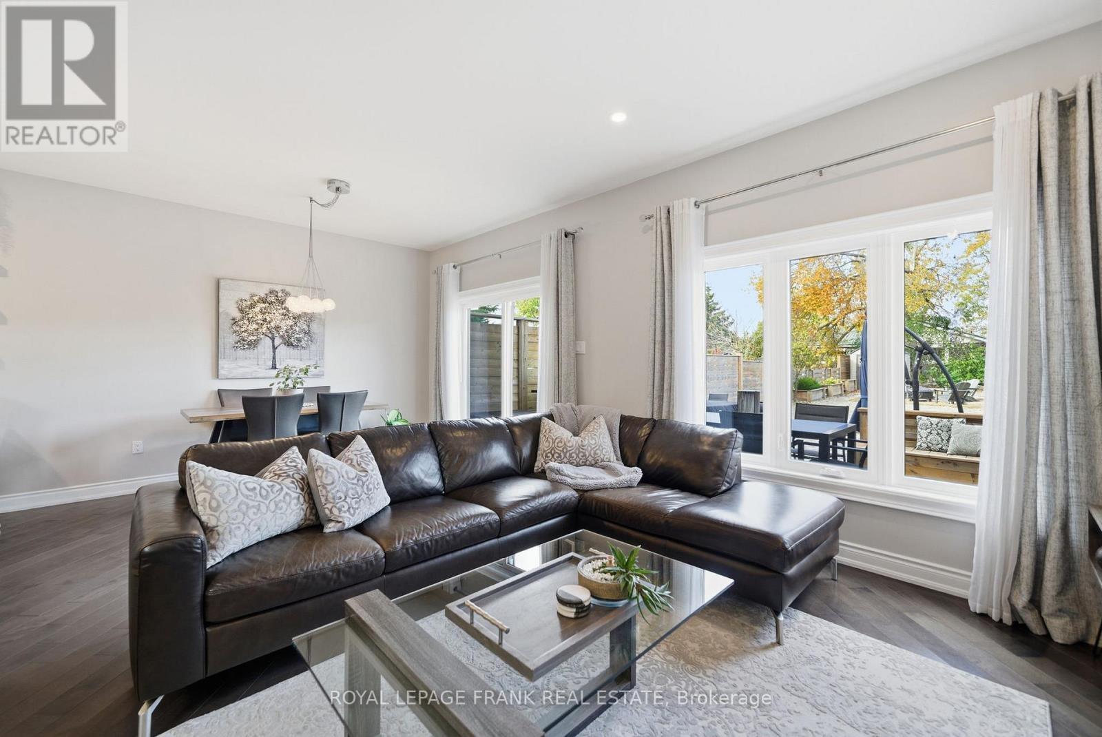 












62 HELEN STREET

,
Kawartha Lakes (Bobcaygeon),




Ontario
K0M1A0

